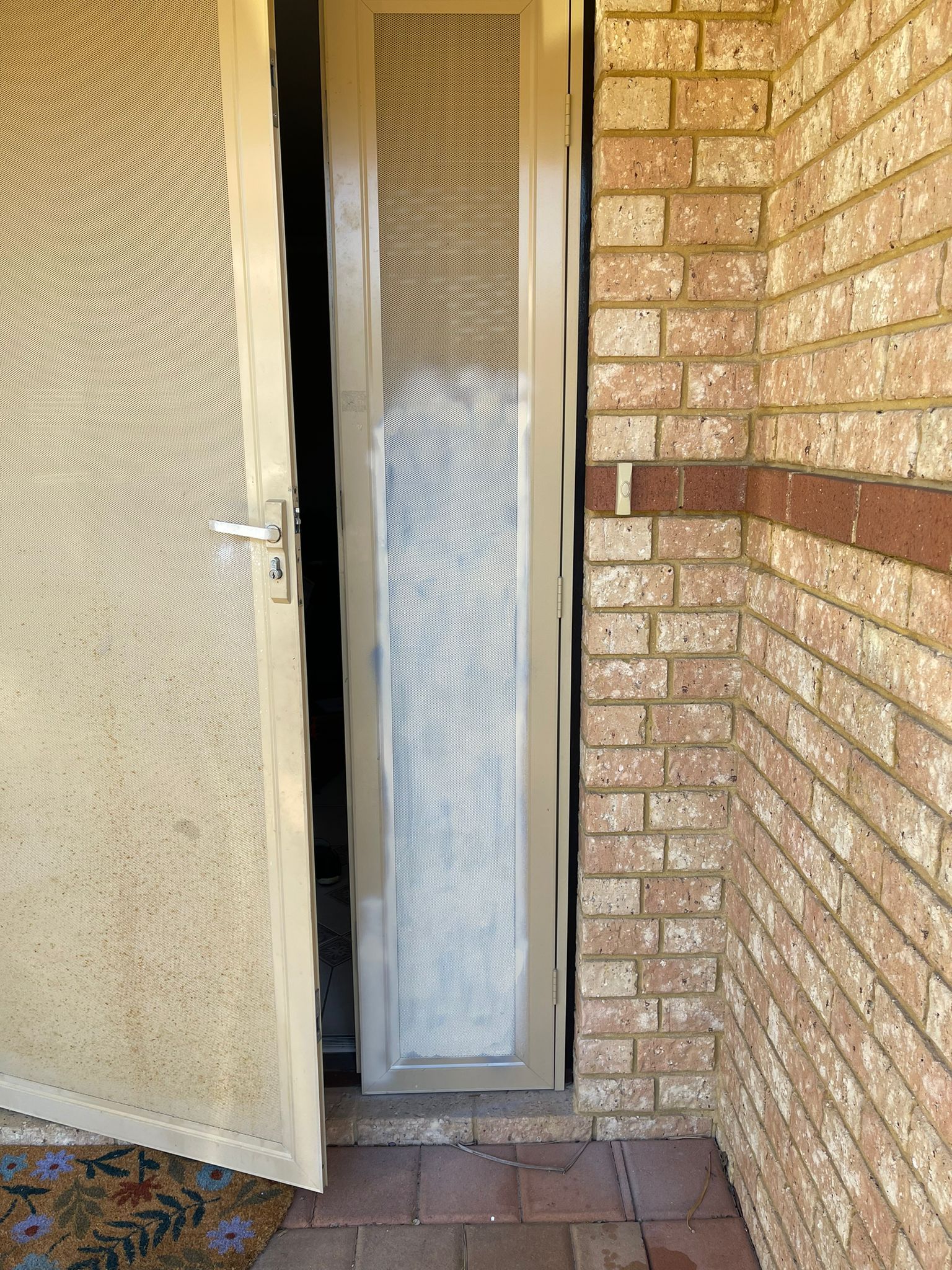 Solved How to remove rust on security door? Bunnings community