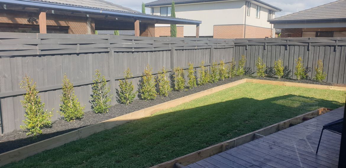 Easy fence painting makeovers Bunnings community