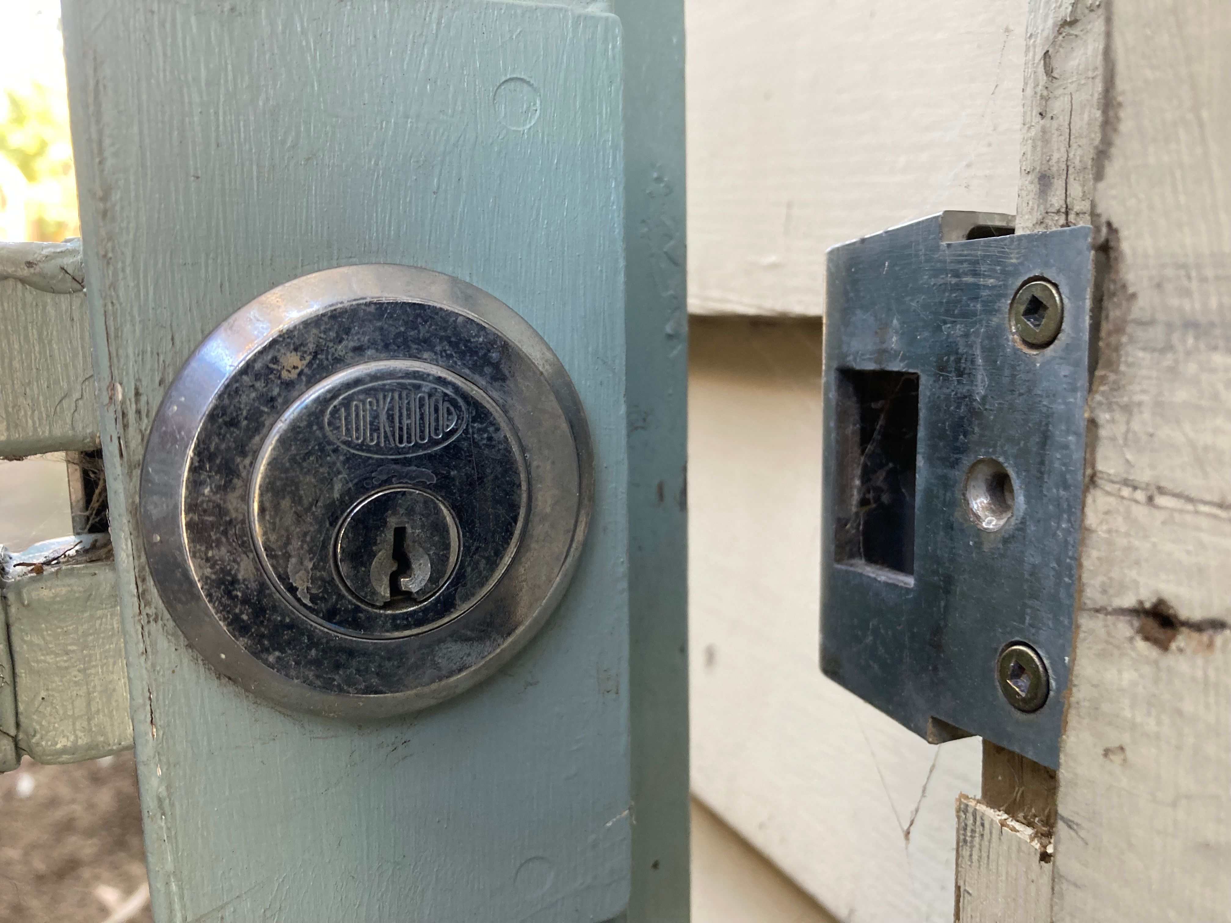 Adjustable gate lock Bunnings community