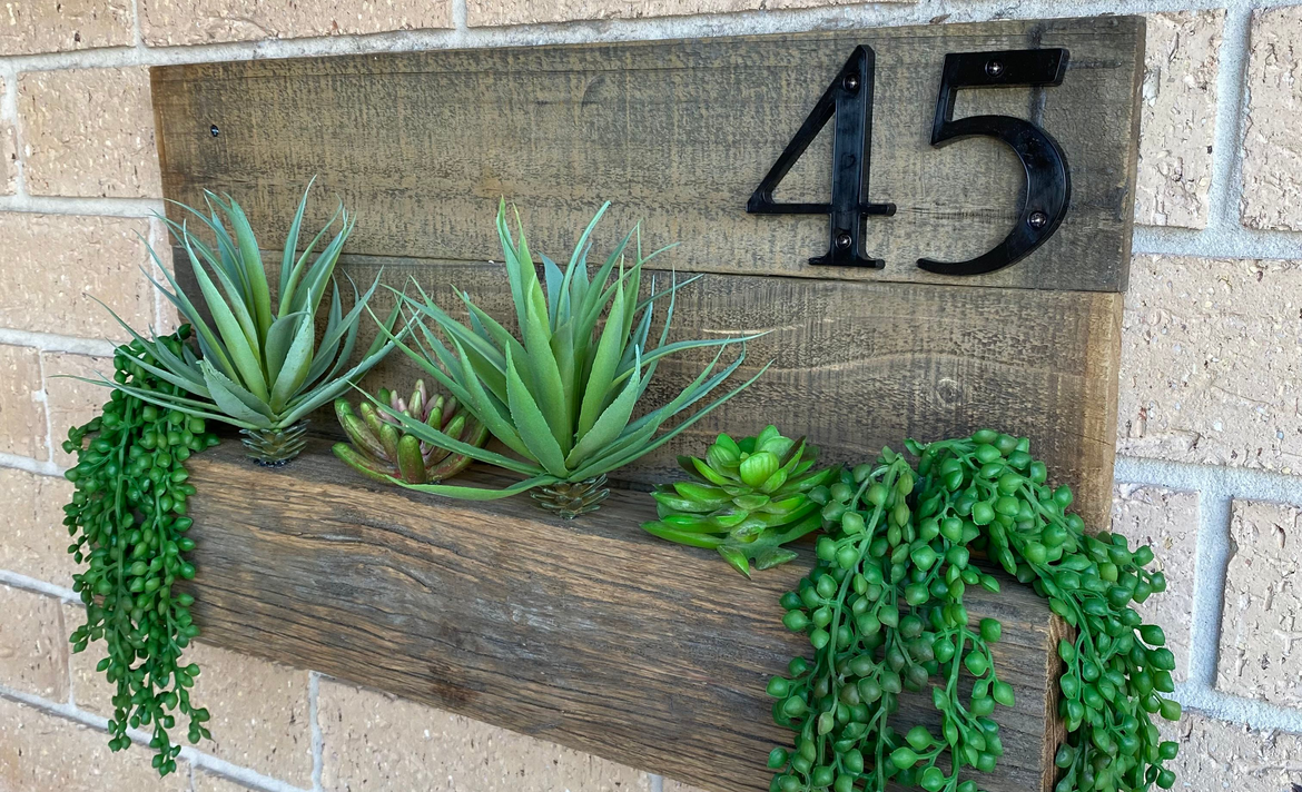 house number planter.png