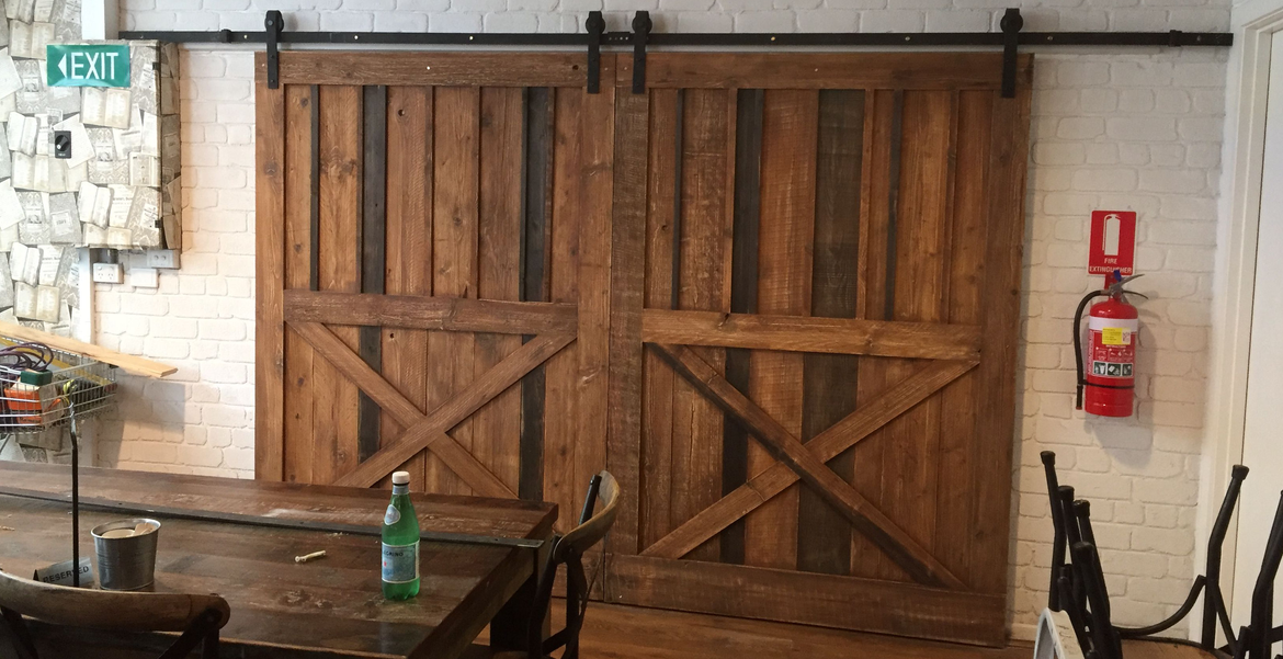 barn door.png