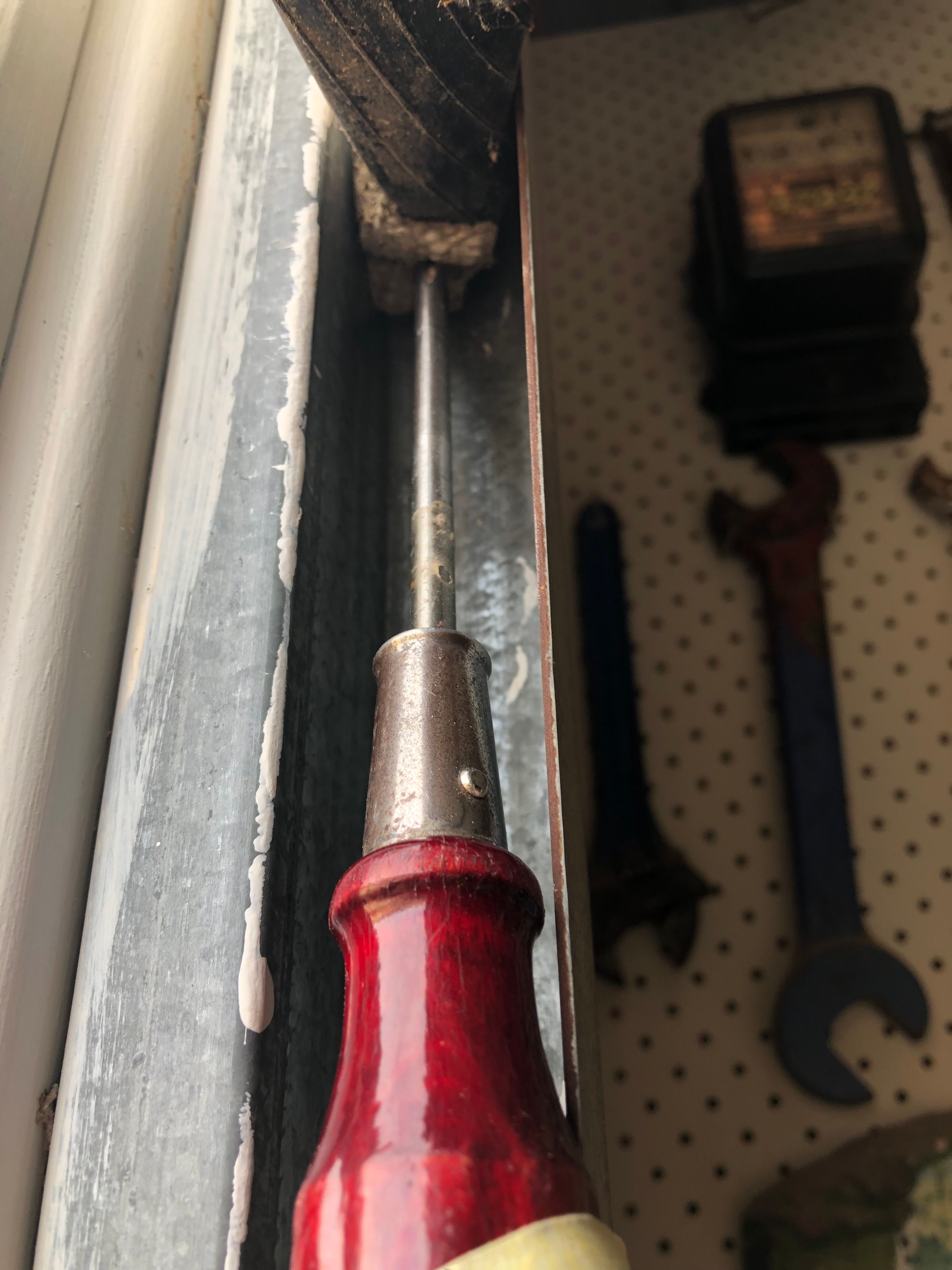 Solved How to replace garage door bottom seal? Bunnings