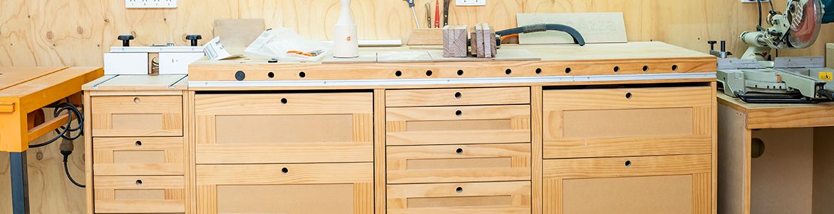 JoeAzza workbenchbench.png