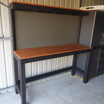 Simple workbench by Baggs.