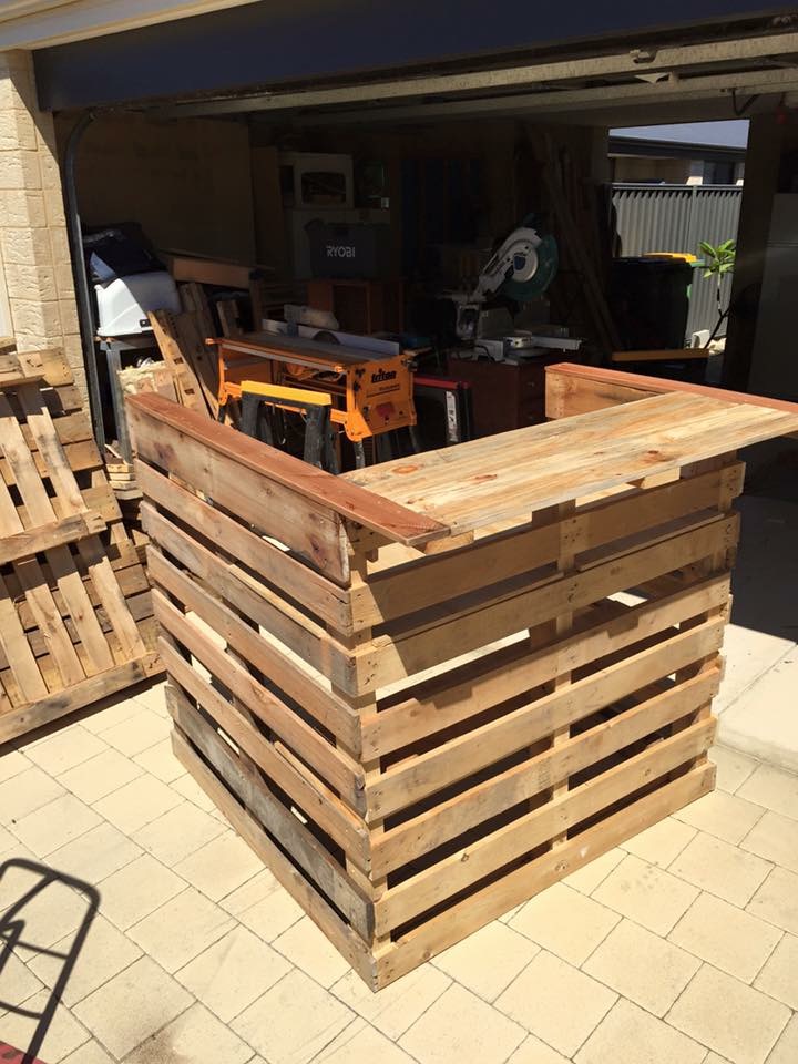 Pallet bar Bunnings community