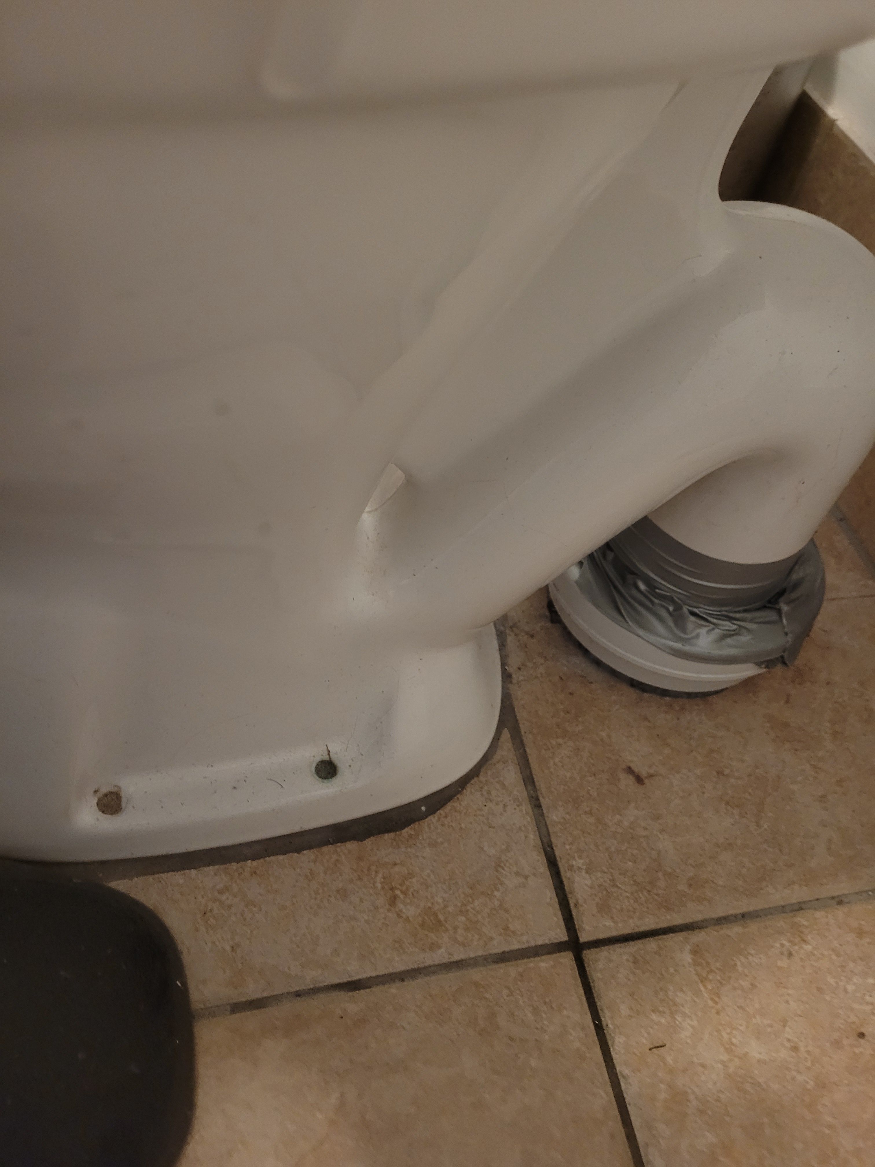 Broken seal on top of wax ring Bunnings community