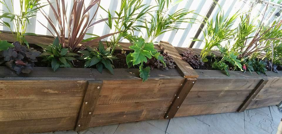 LePallet planter.png