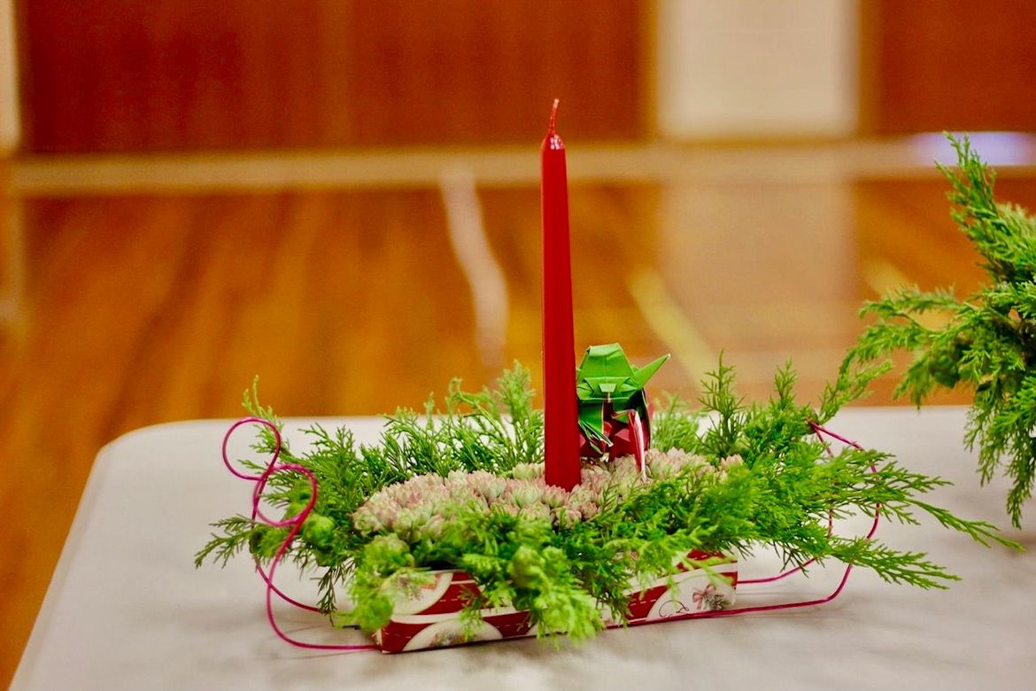 Just a length of wire folded back on it's self.