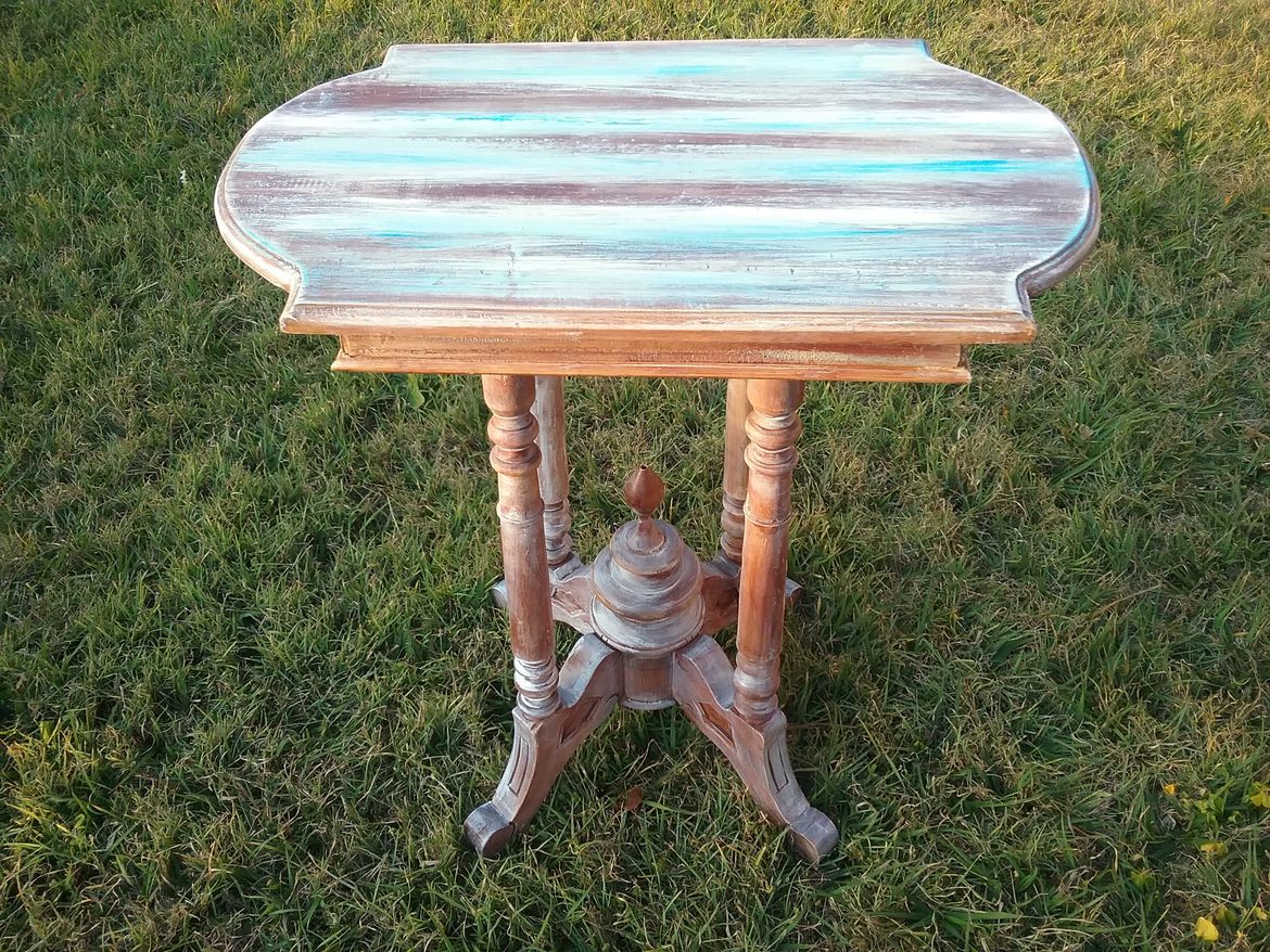 Coastal shabby chic table