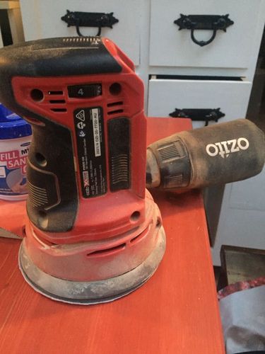 Trusty Ozito sander, I started with 80grit  and then a 120grit for a smooth finish.