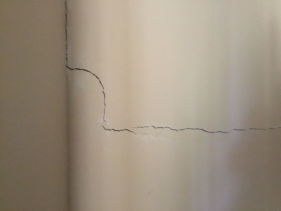 Large crack in internal brick wall