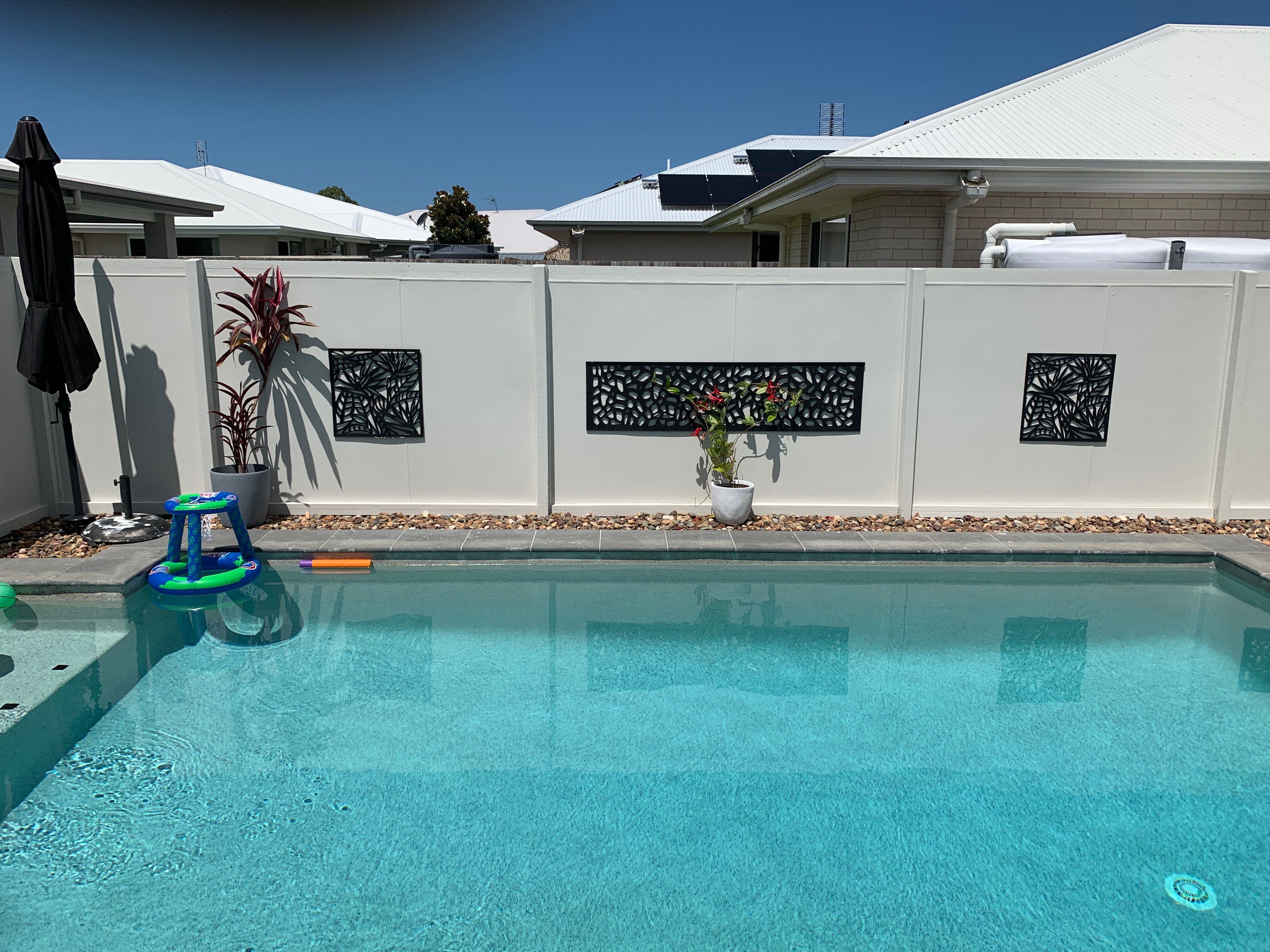 Cement sheeting on timber fence Bunnings community