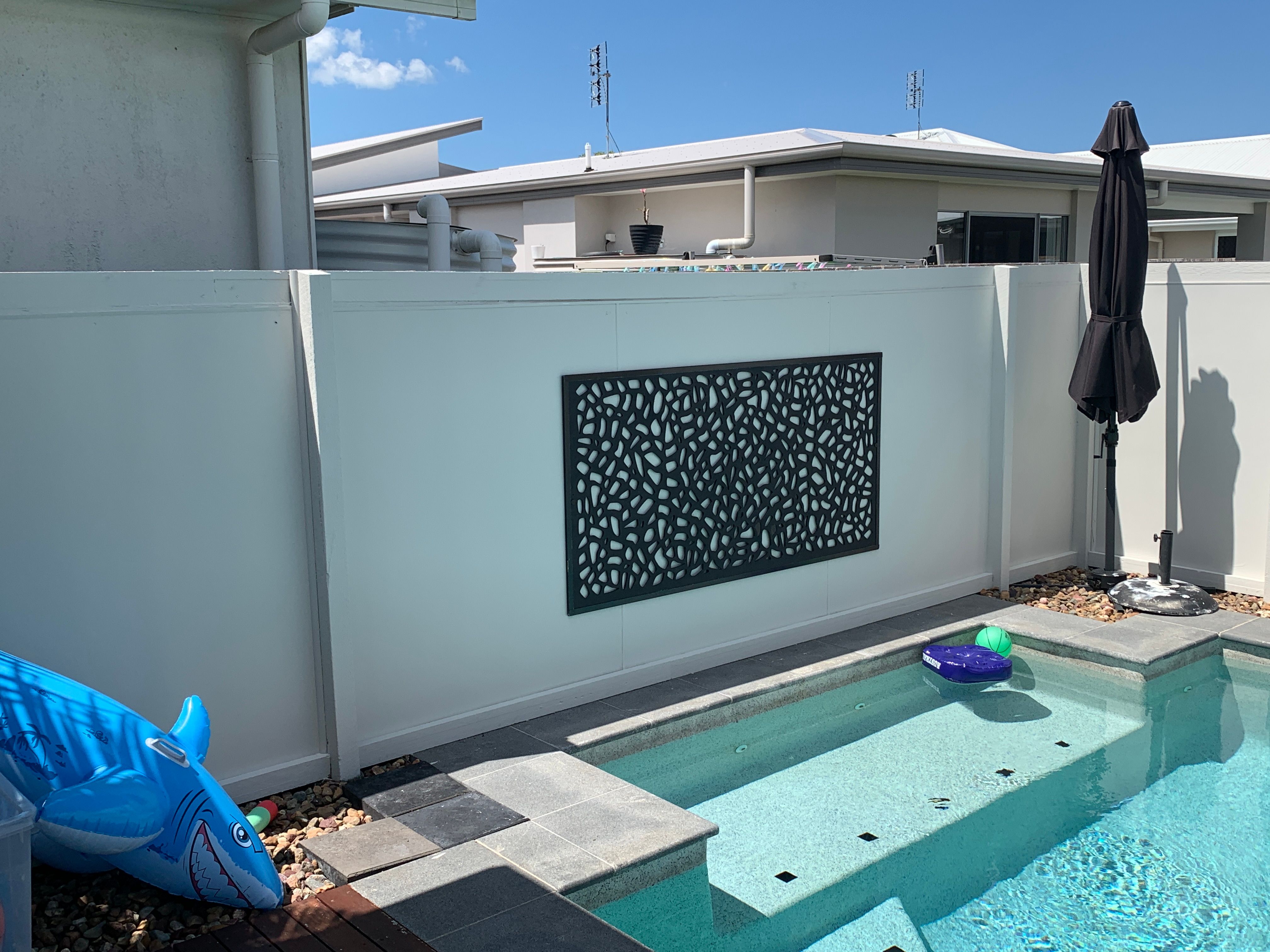 Cement sheeting on timber fence Bunnings community
