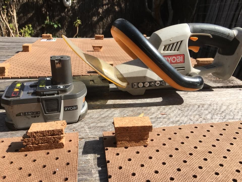 cork spacers for pegboard2.jpg