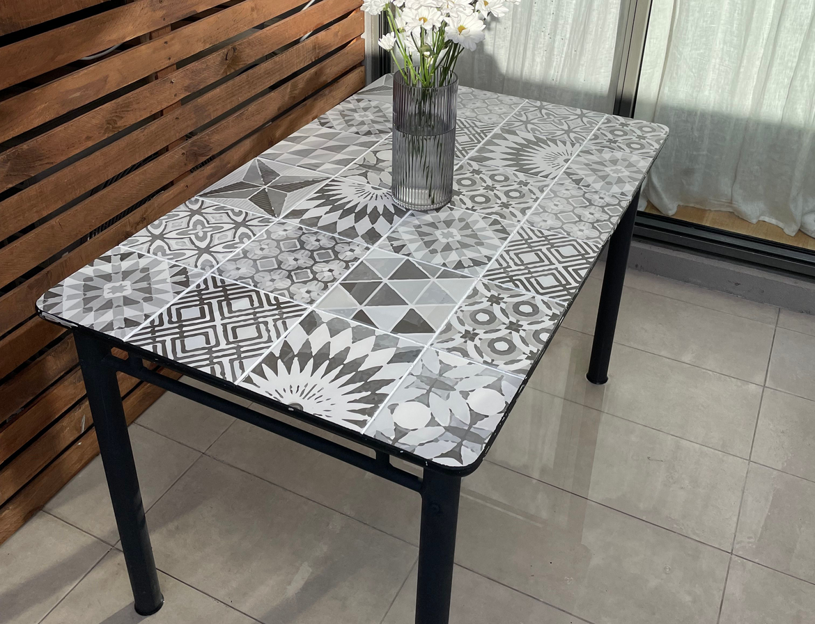 lifestylebymari mosaic table.png