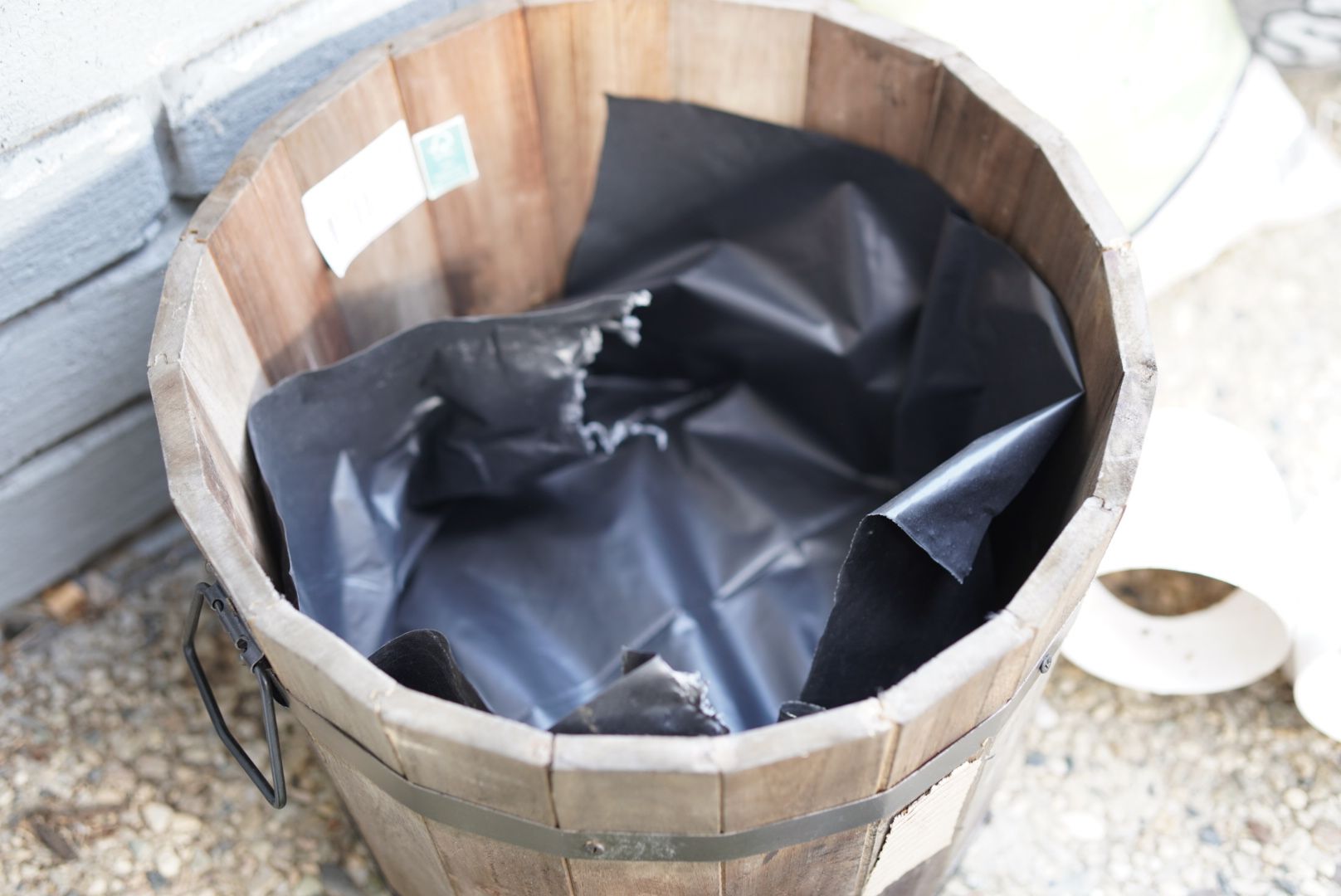 Easy D.I.Y frog hotel Bunnings community