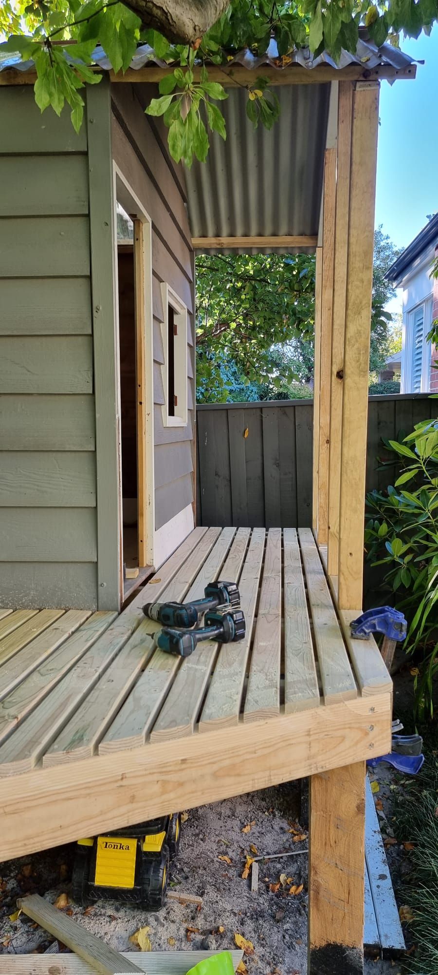 How to raise a cubby house off the groun... Bunnings community