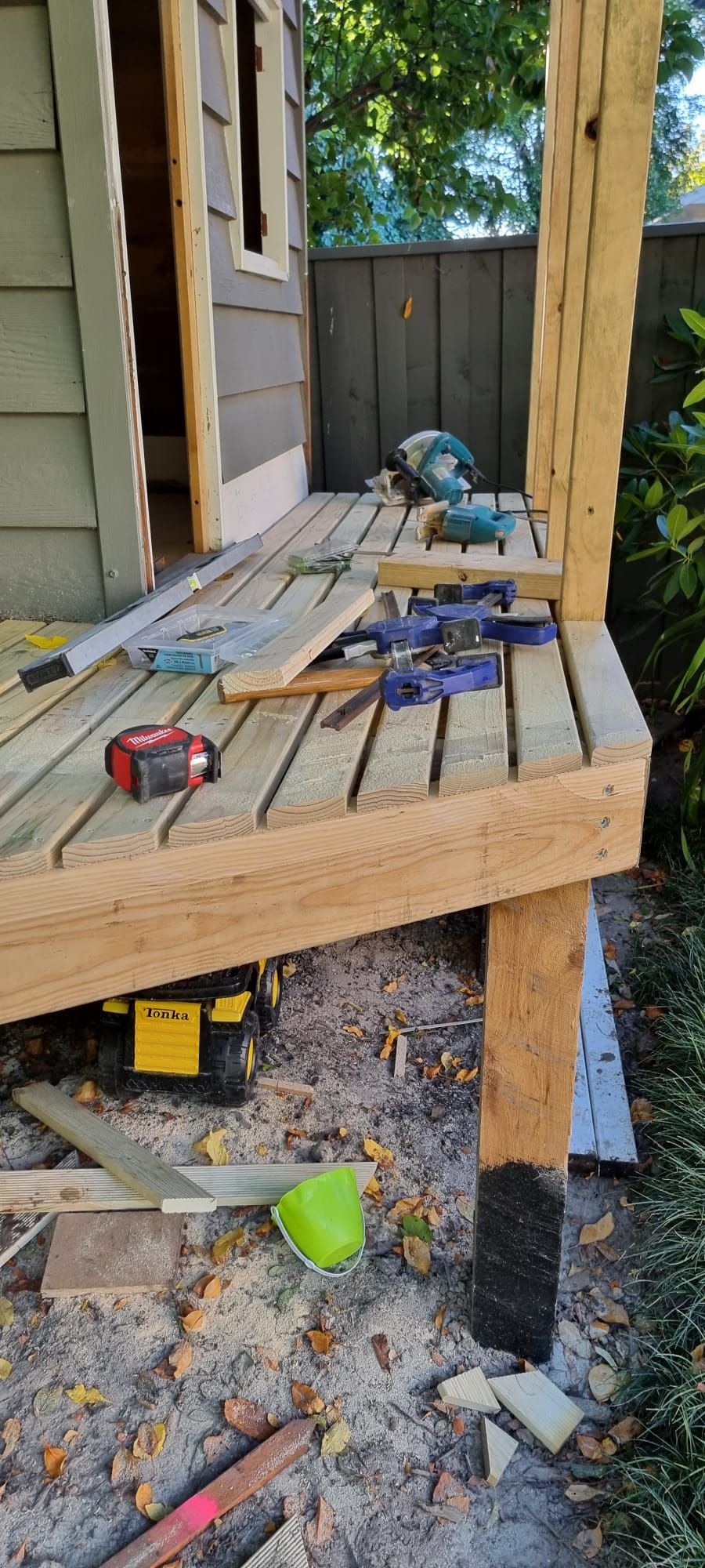 How to raise a cubby house off the groun... Bunnings community