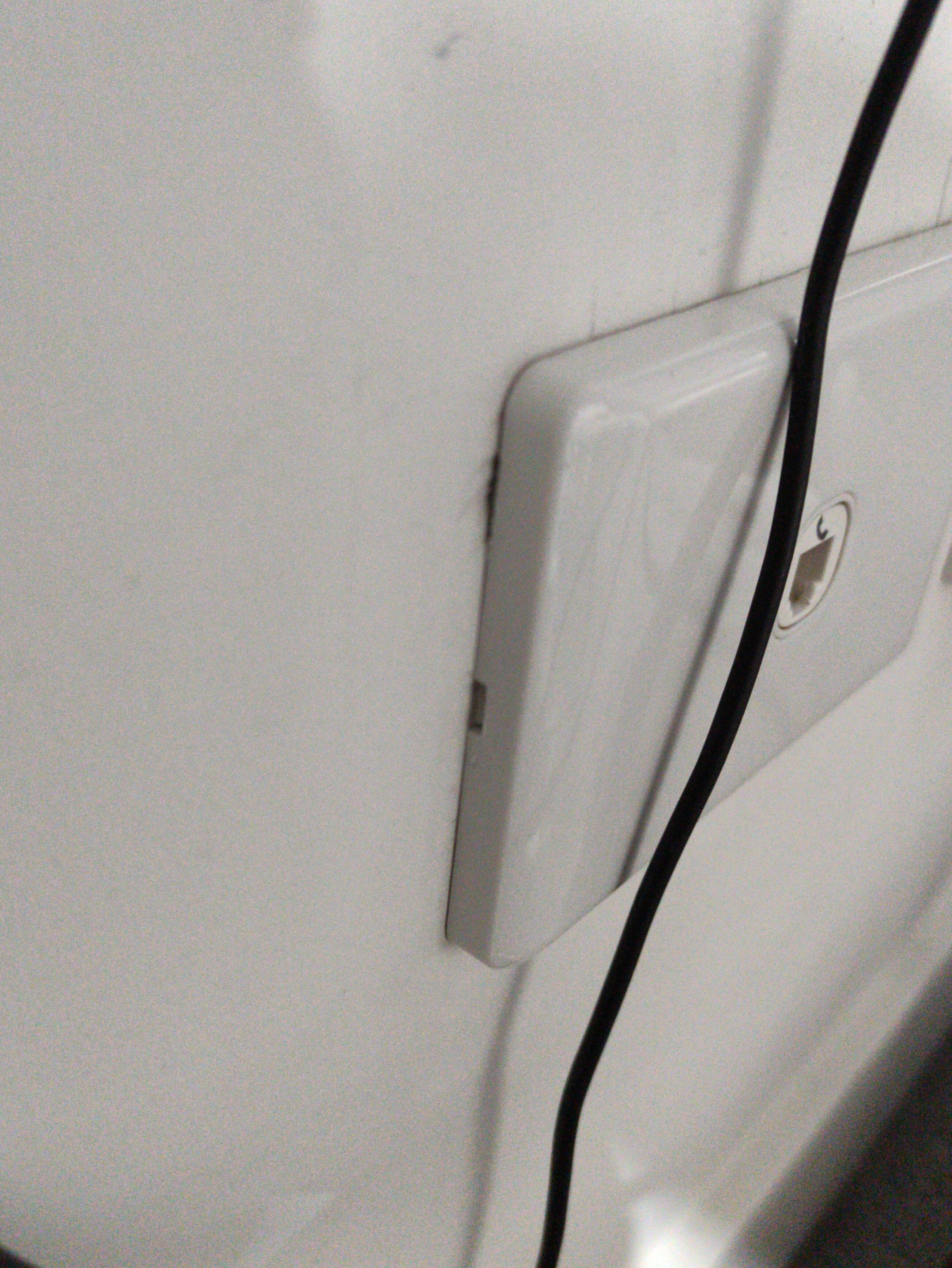 How to remove a screwless telephone outl... Bunnings community