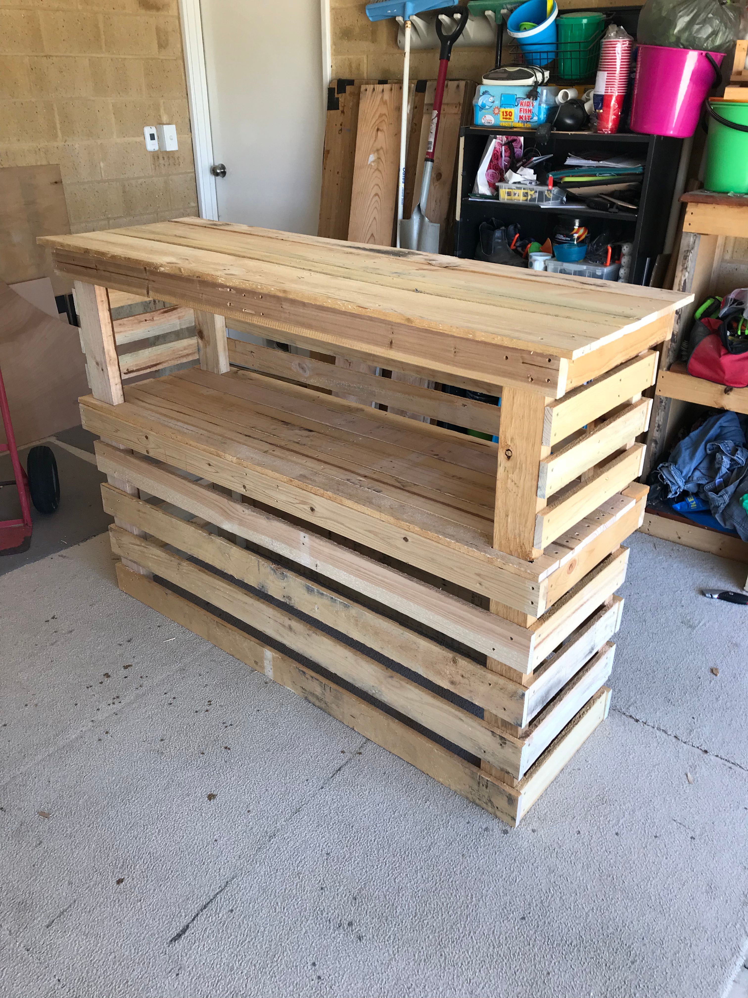 Pallet bar Bunnings community