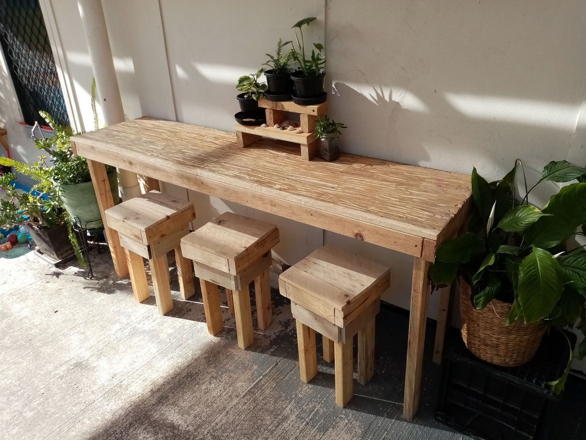 rustic table.jpg
