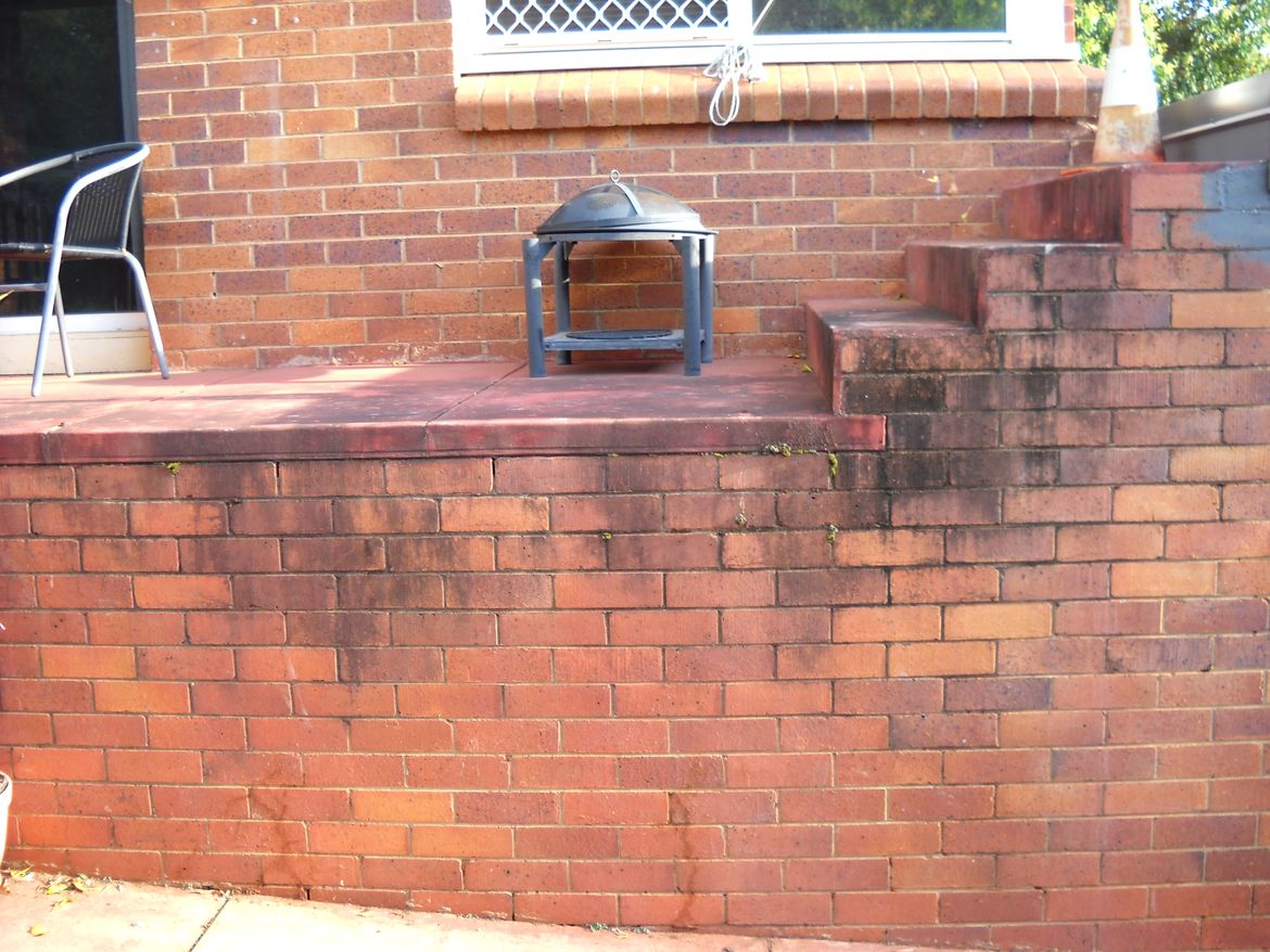 Right hand end of verandah