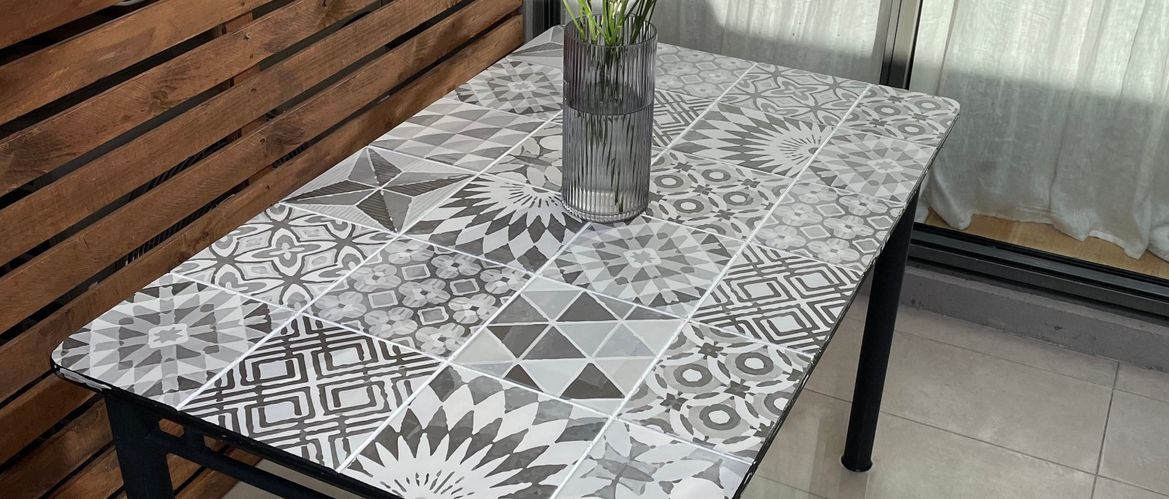 Mosaic table (3).jpeg