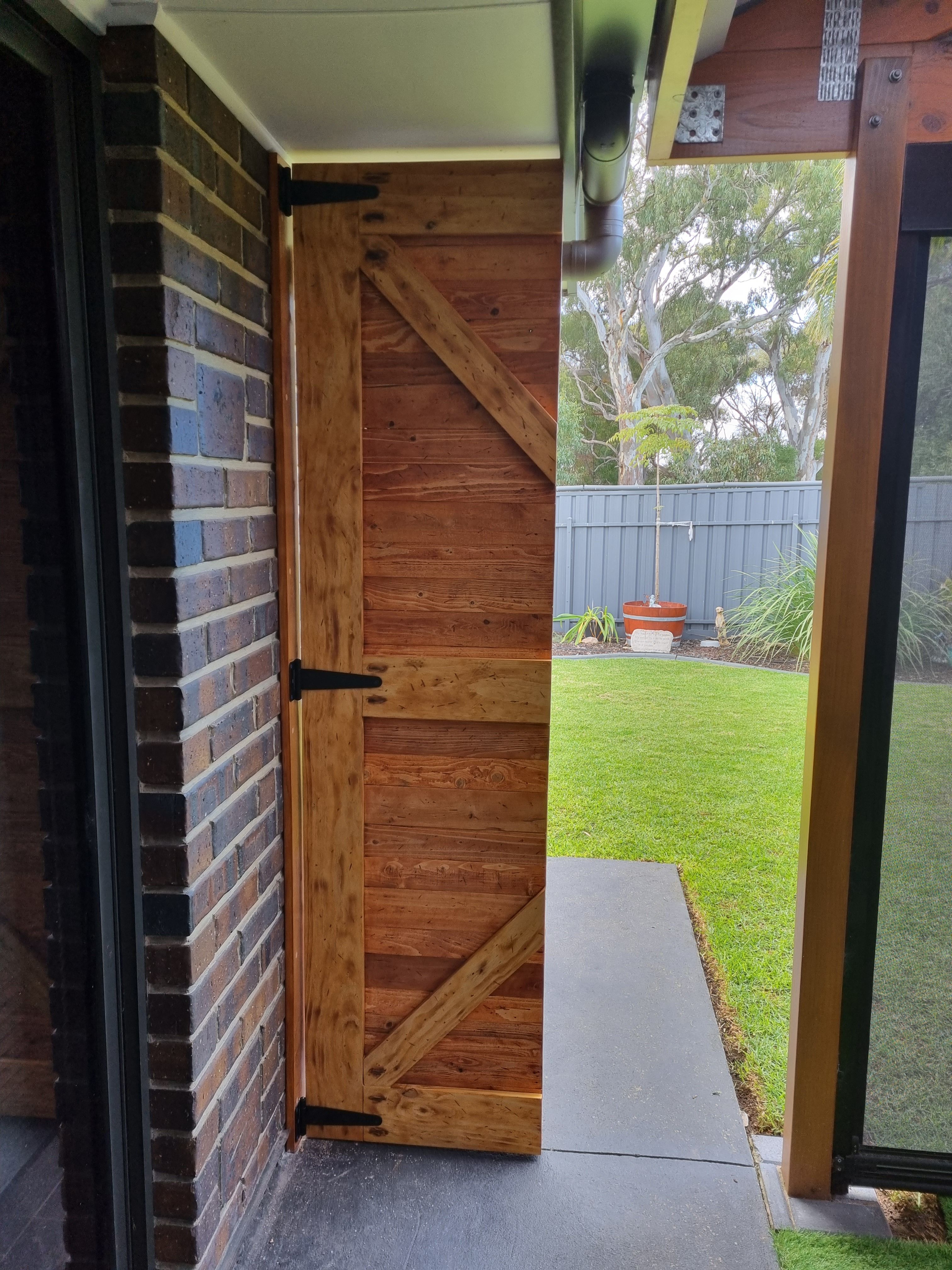 Bifold barn door Bunnings community