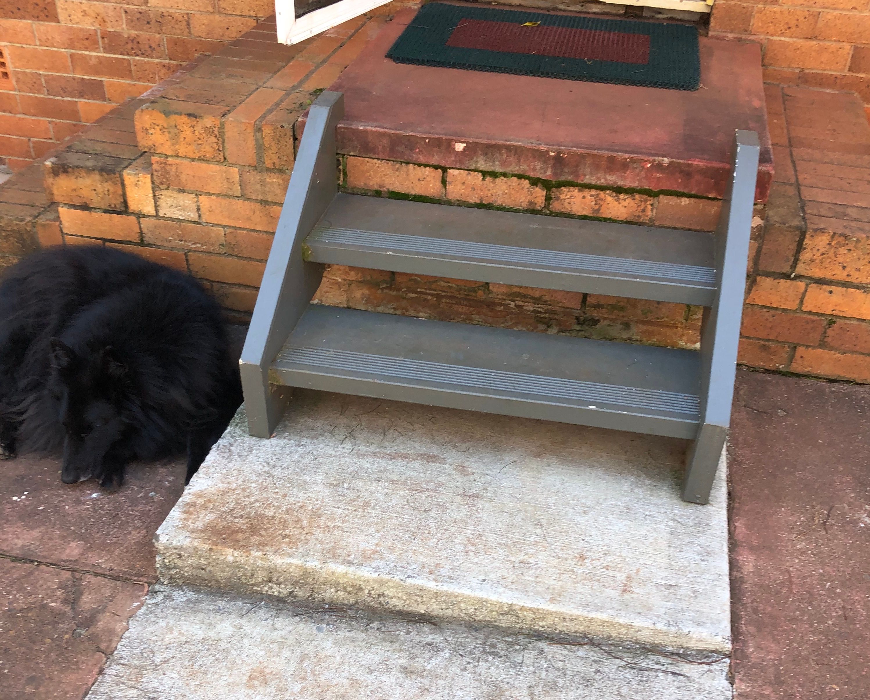 How do I make a hand rail for back steps... Bunnings community