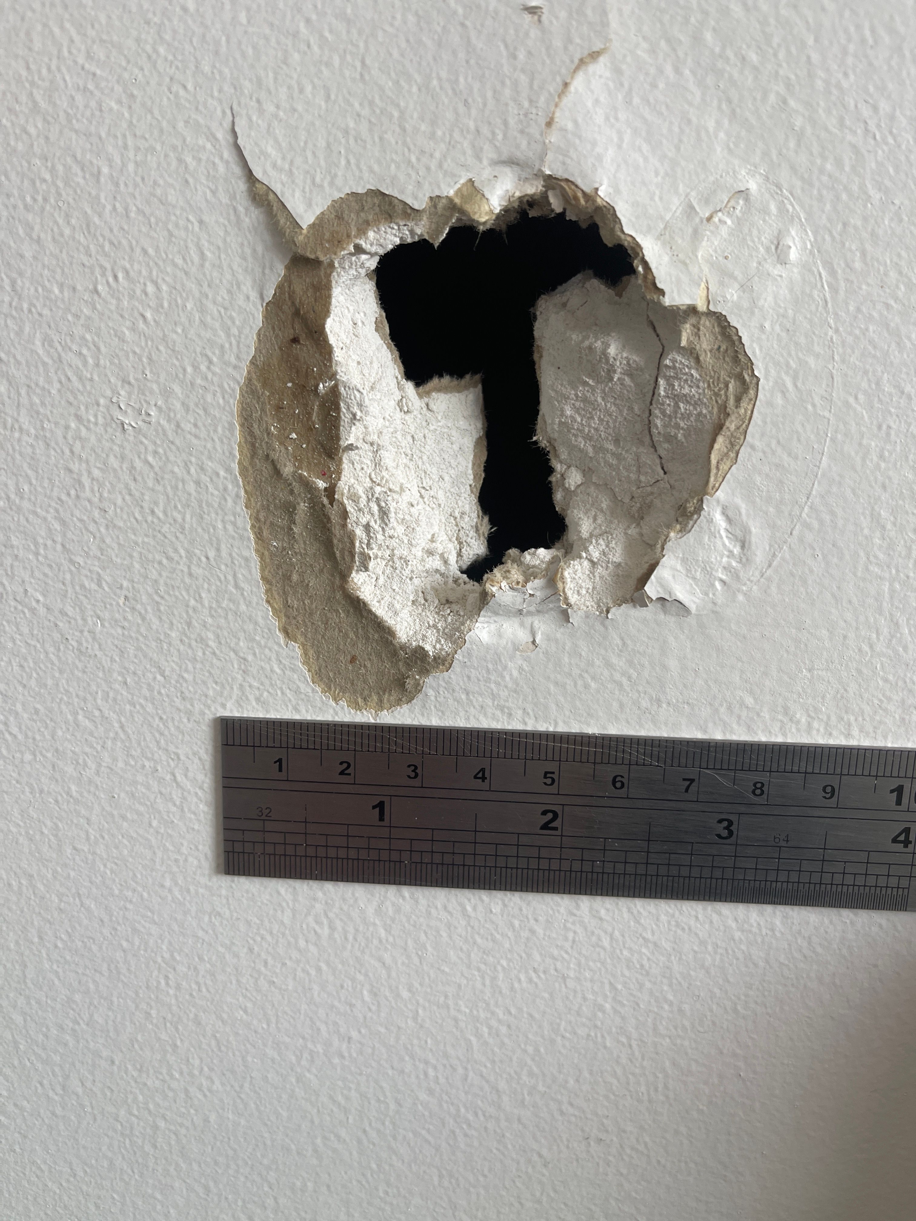 How to repair hole in drywall from rippe... Bunnings community