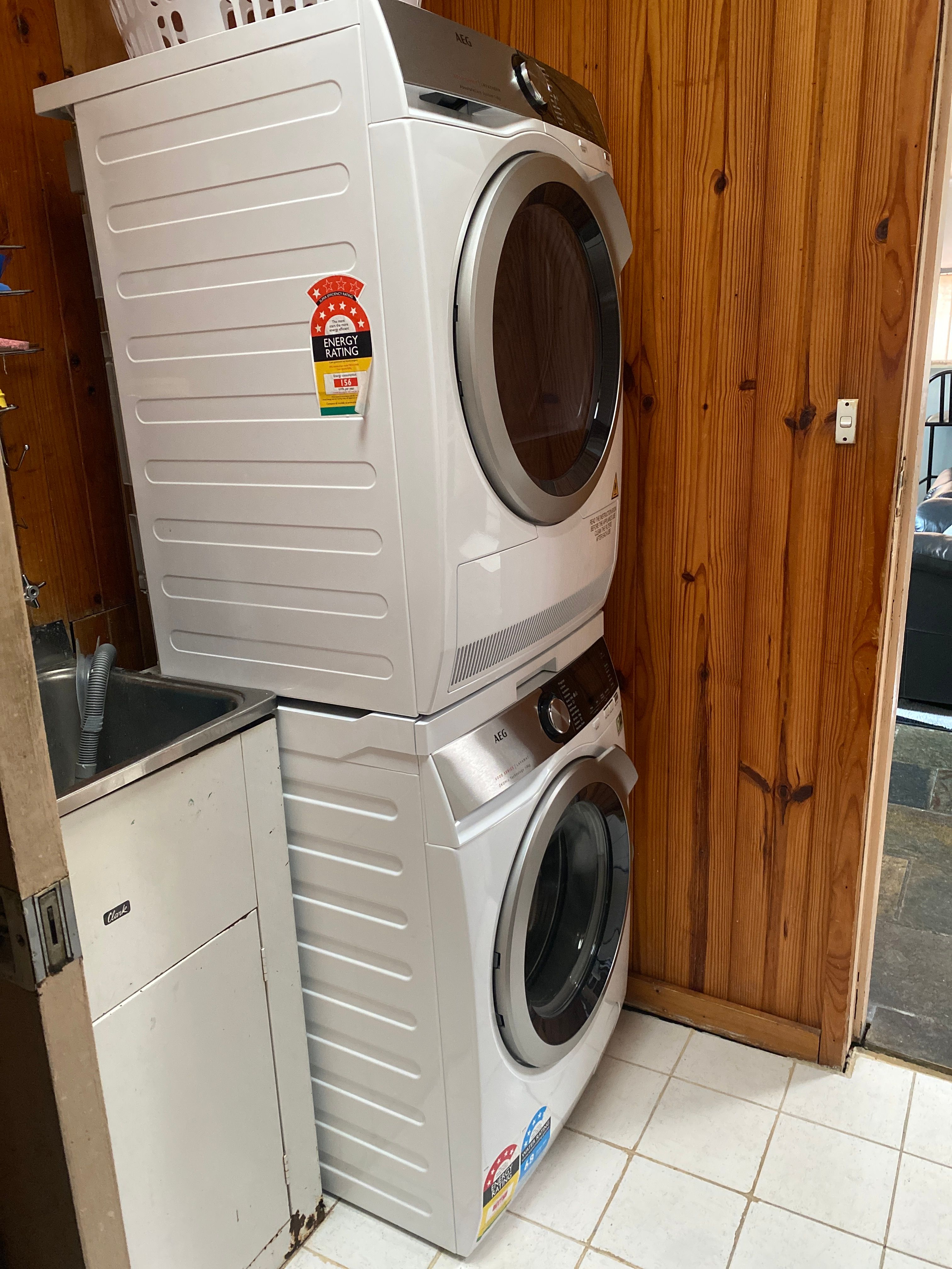 How to lift a stacked washer and dryer? Bunnings community