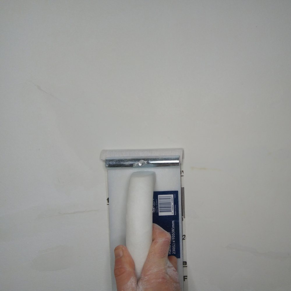 6.2 Second sanding with finer paper.png