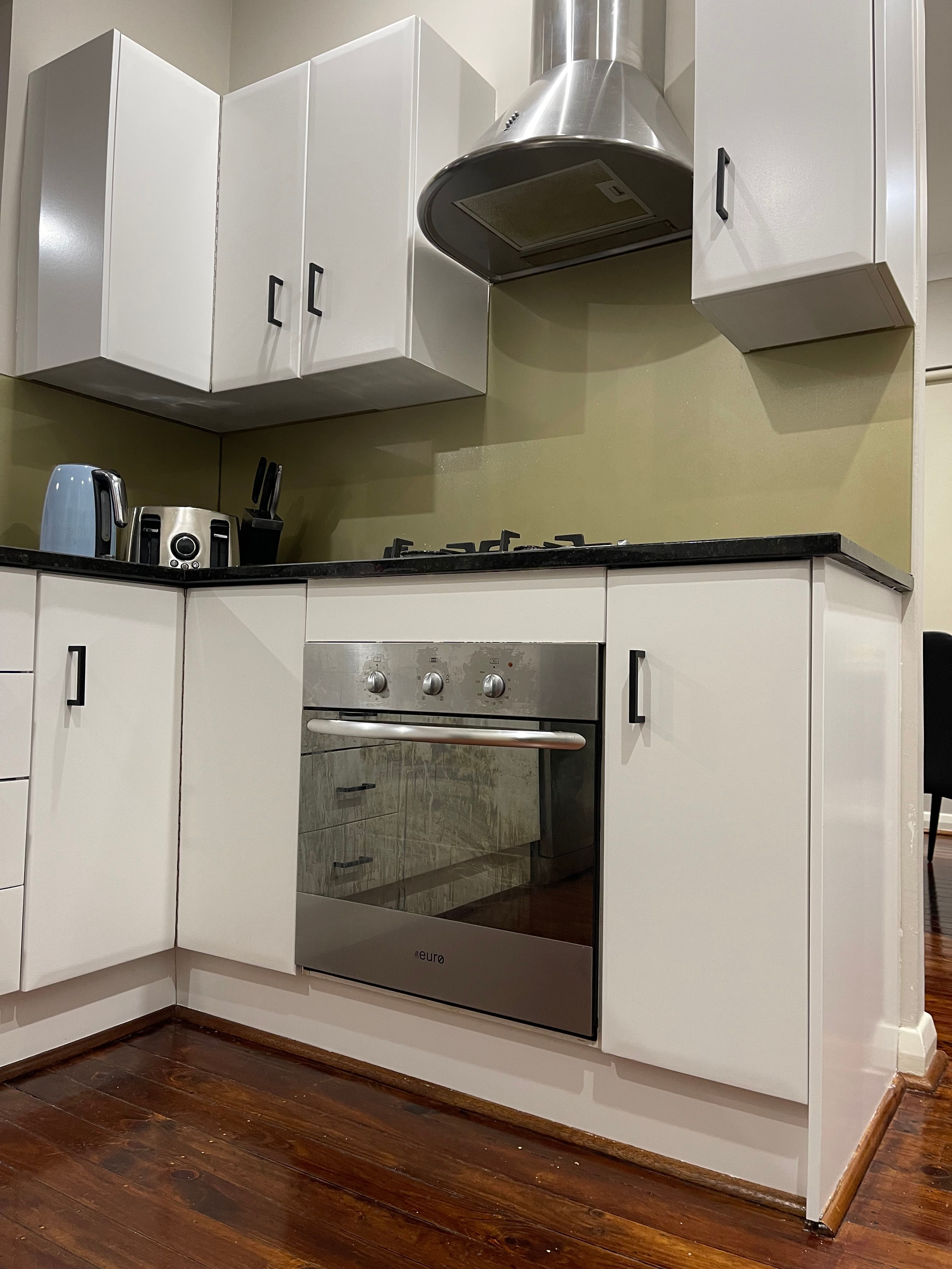 Solved How to paint vinyl wrap kitchen Bunnings