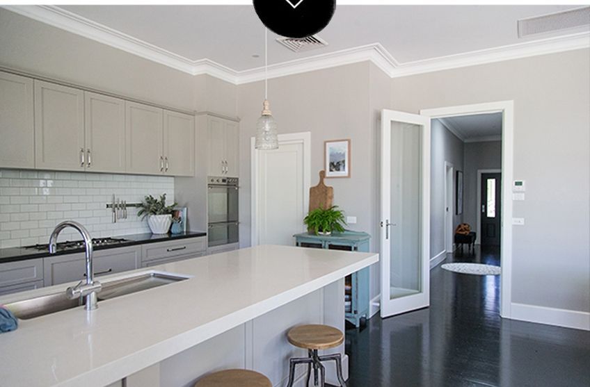 08-Kitchen-in-Luke-and-Mikahl-Tierneys-Australian-Weatherboard-House-DesignSponge.jpg