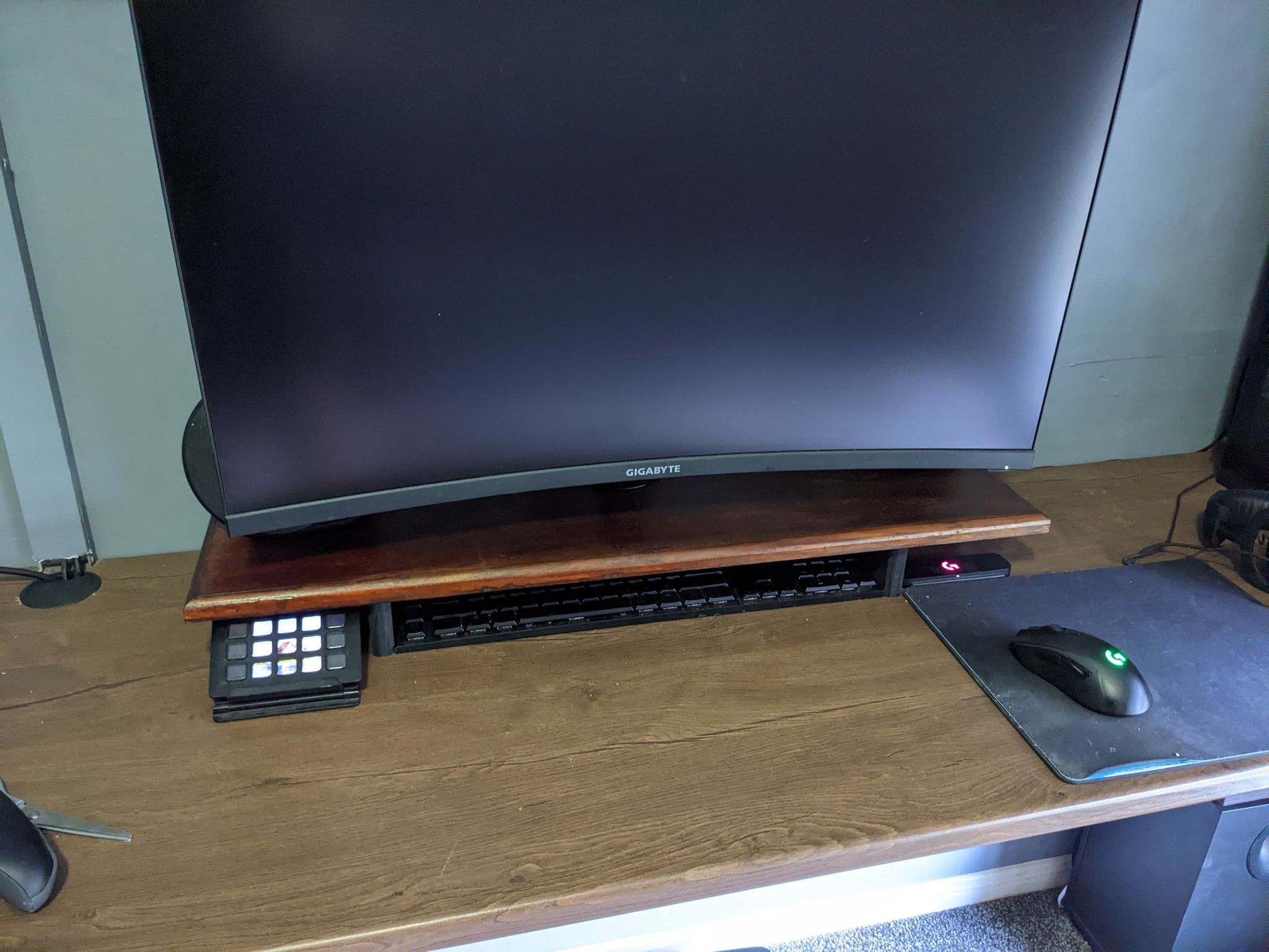 Solid computer monitor stand Bunnings community