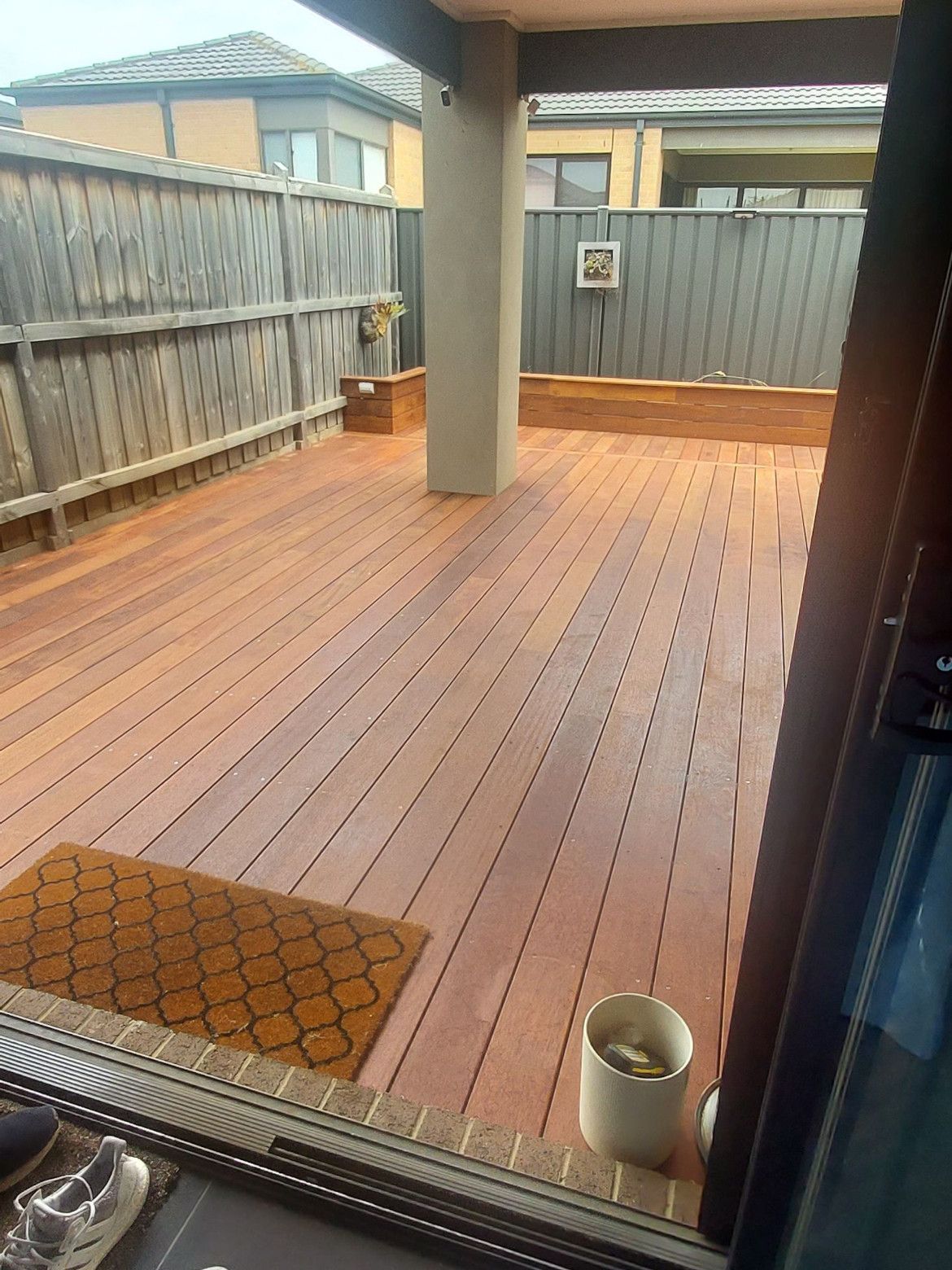Lowlevel Merbau deck over concrete and Bunnings community