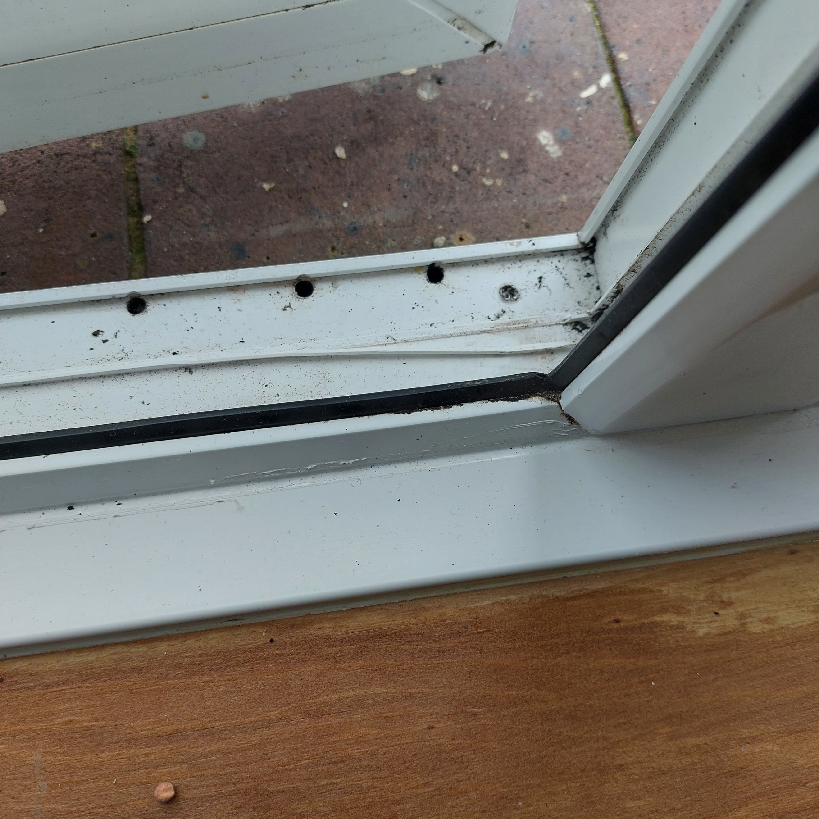 How to replace PVC window seals? Bunnings community