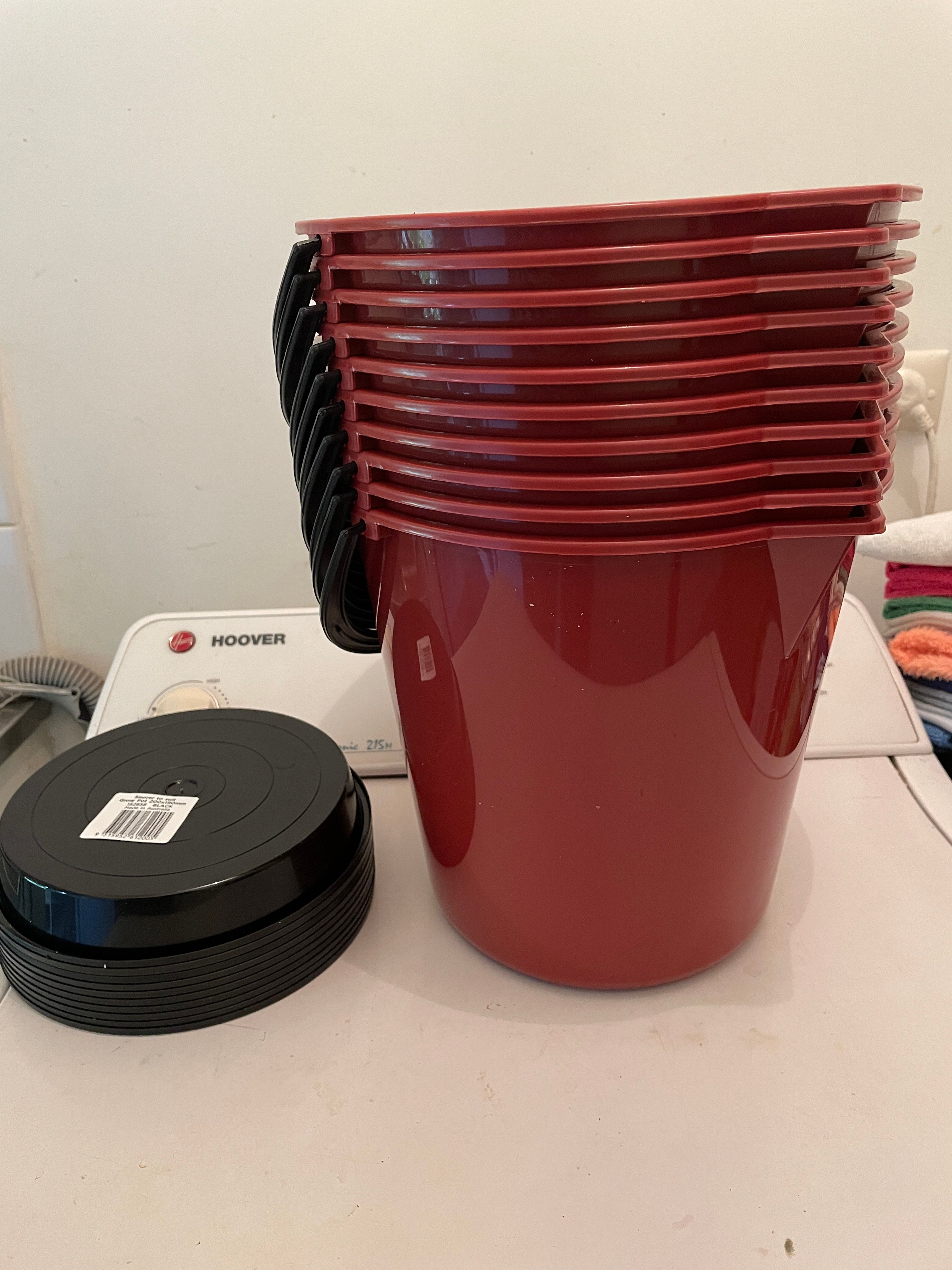 D.I.Y. selfwatering pots Bunnings community