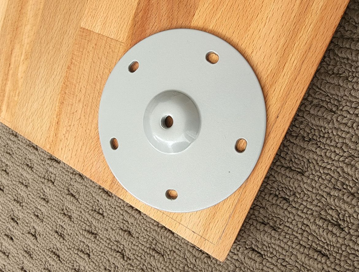 leg-mounting-plate.jpg