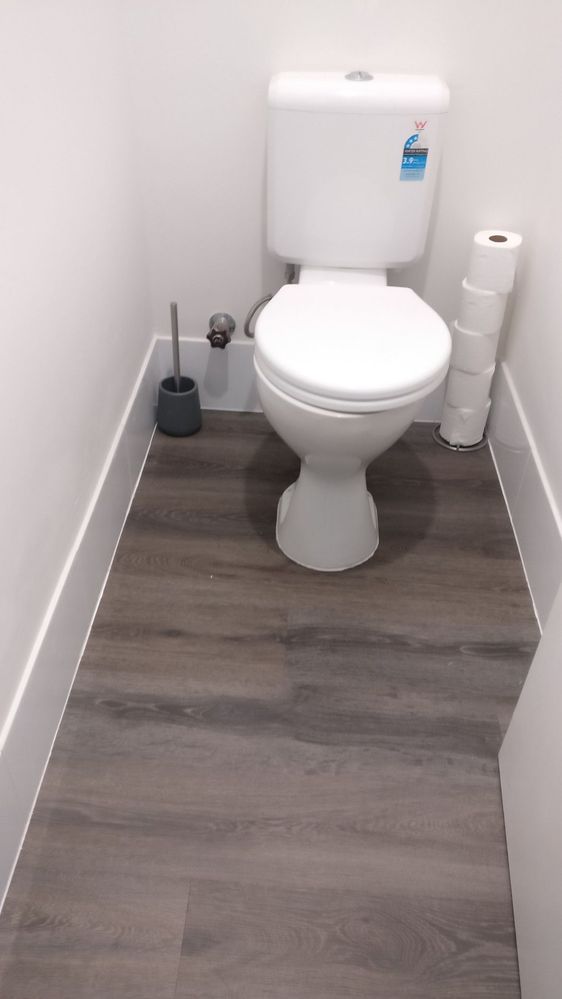 toilet-flooring-completed.jpg