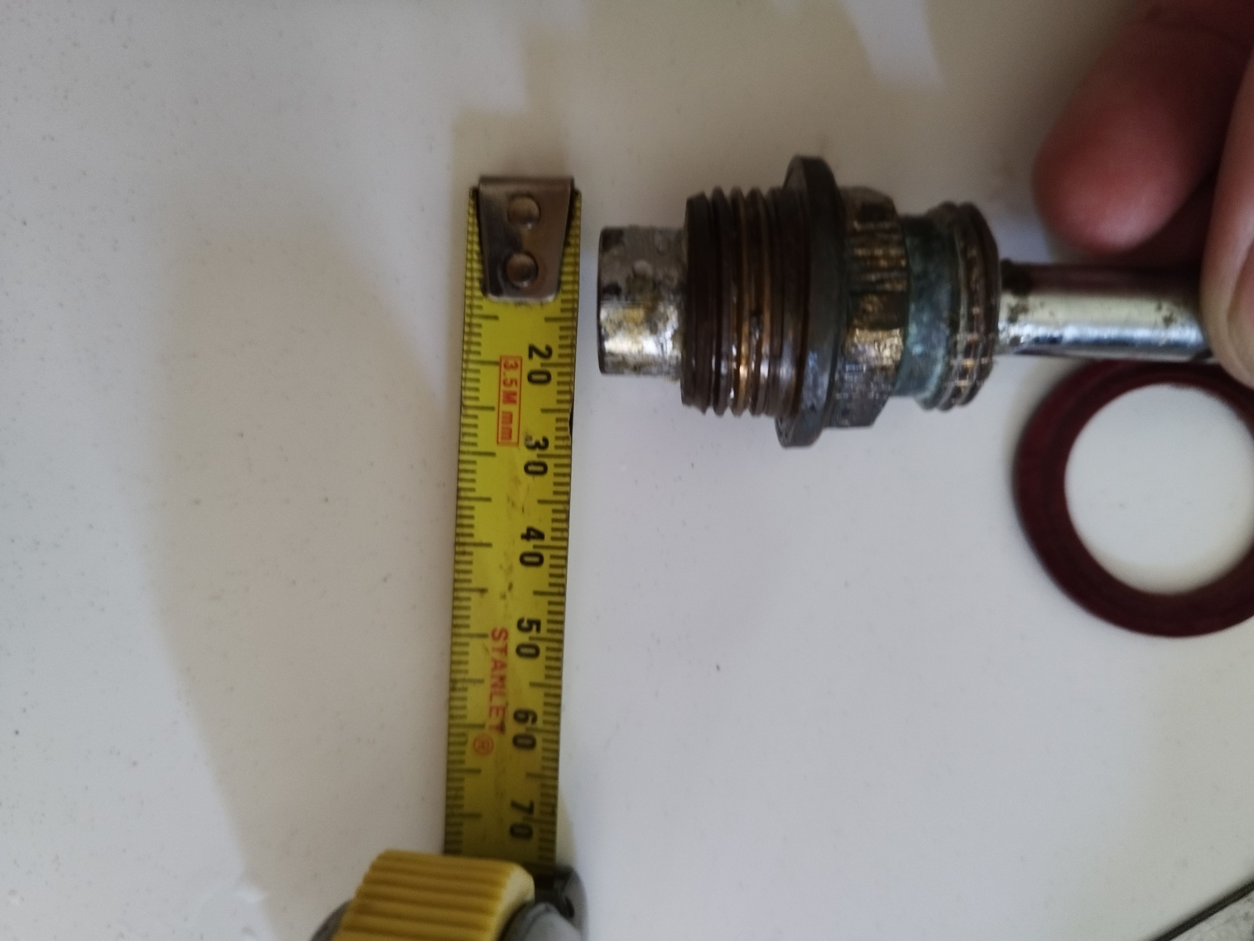How to replace old basin spindles? Bunnings community