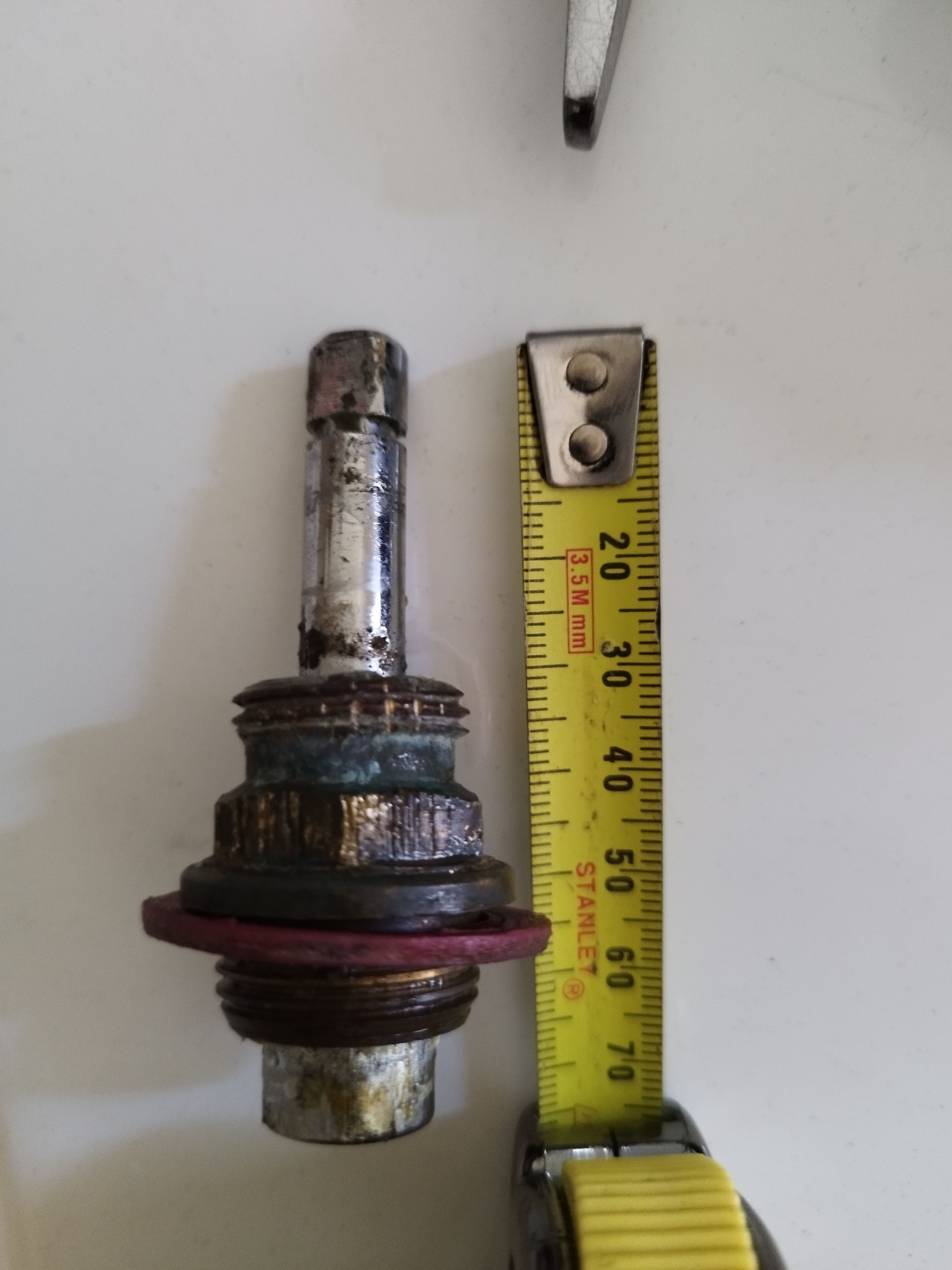 How to replace old basin spindles? Bunnings community