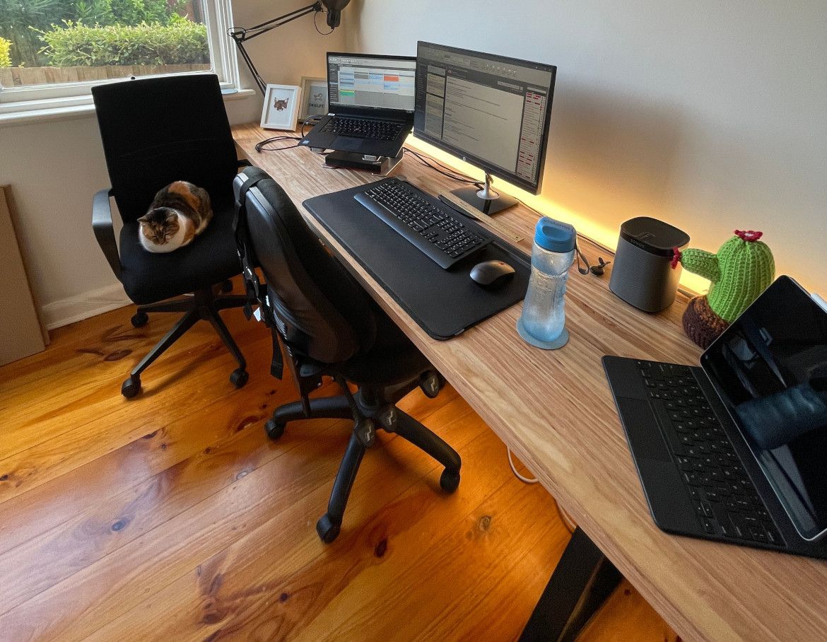 Home office desk with hardwood timber pa... Bunnings community