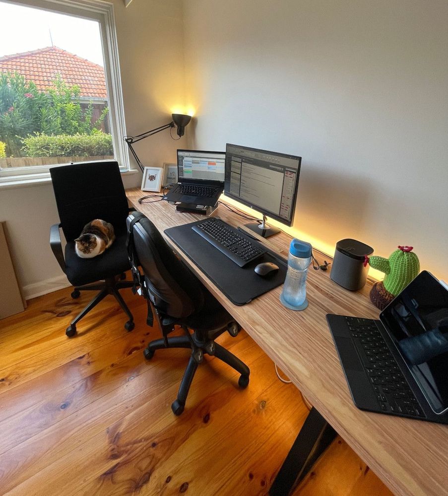 completed-desk.JPG