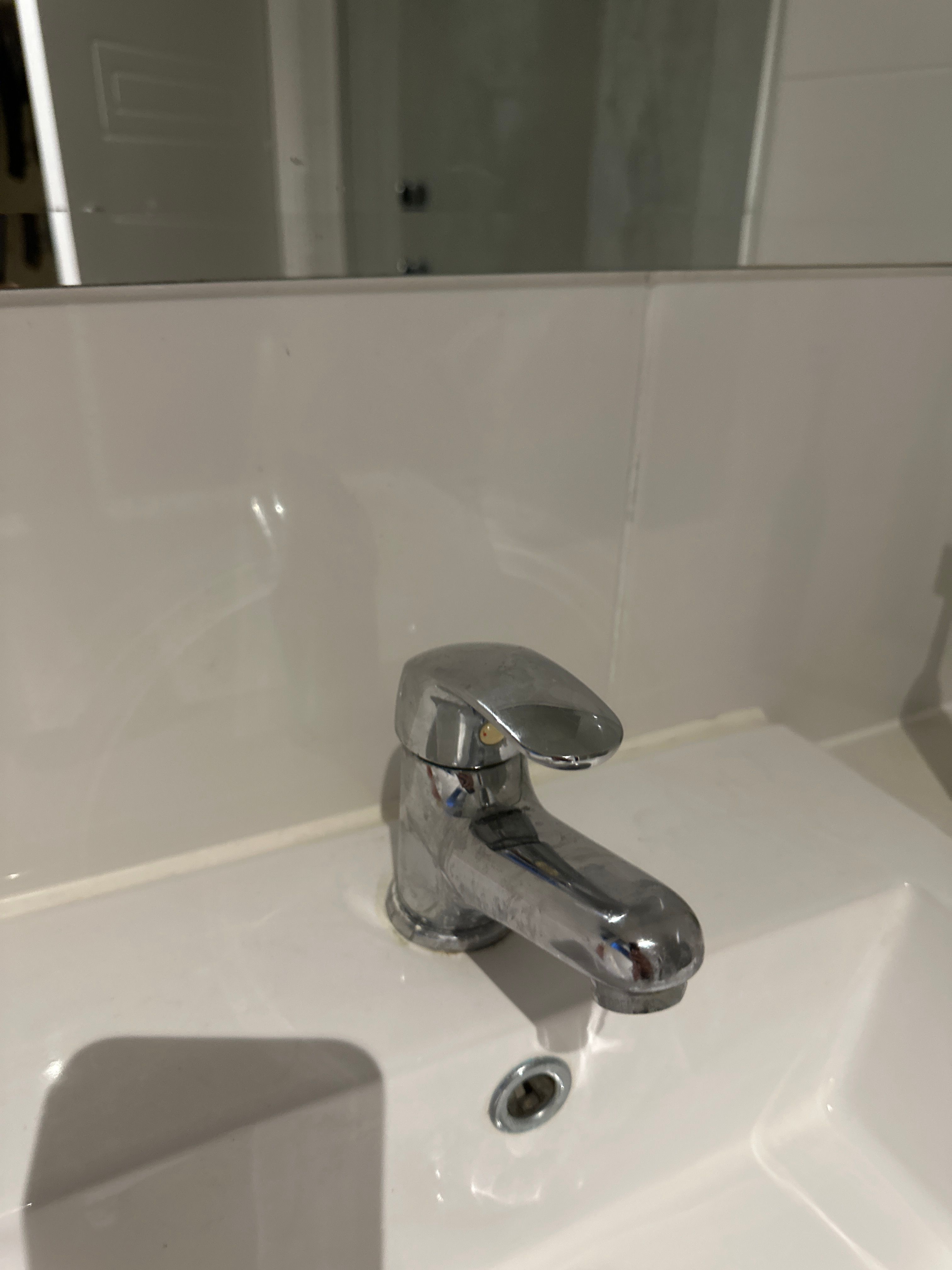 How to remove top of tap and fix the lea... Bunnings community