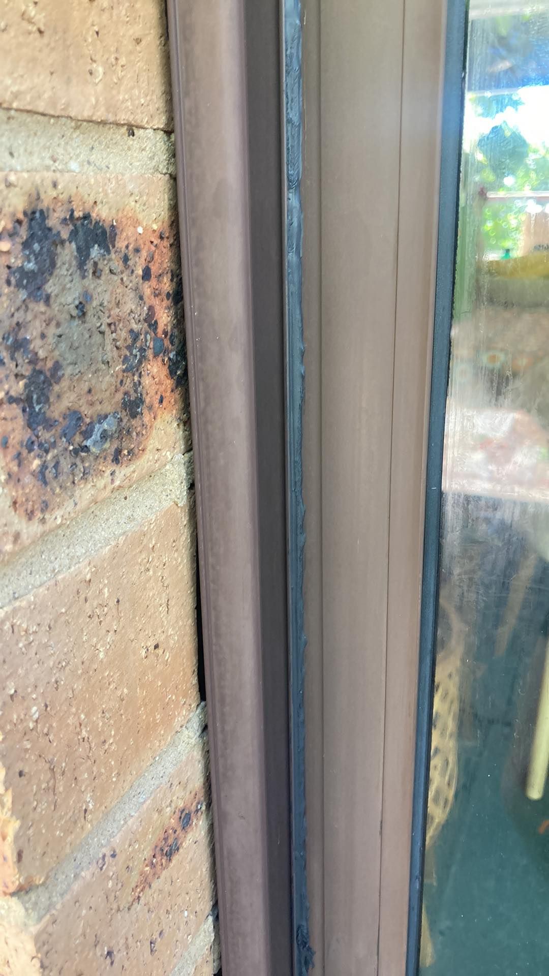 How to close gap between sliding door fr... Bunnings community