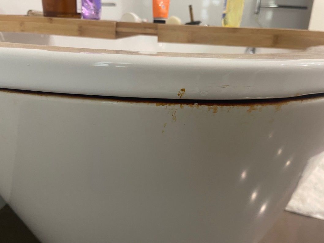 How to treat rust in bathtub rim? Bunnings community