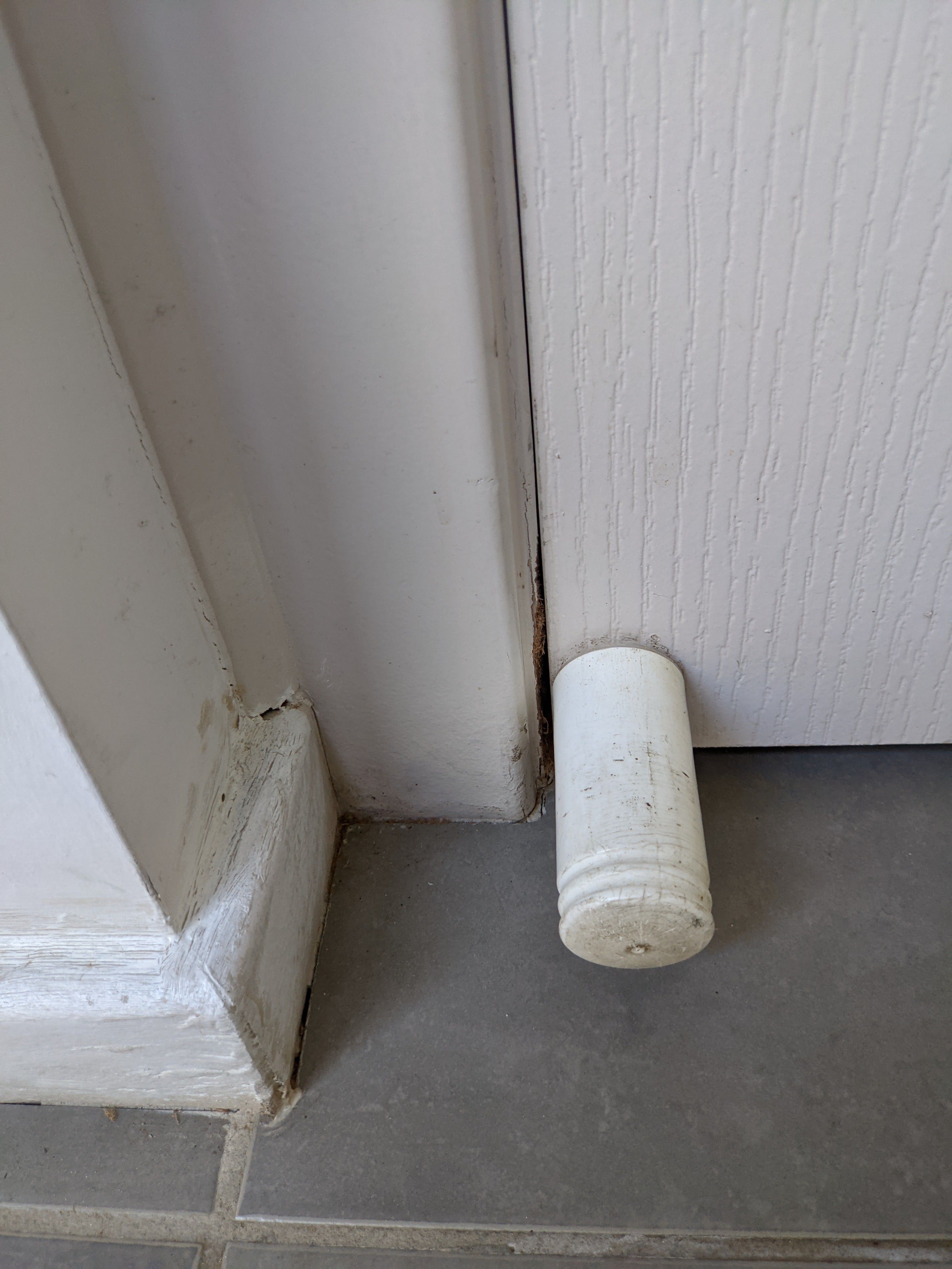 How to repair bottom of door trim and wa... Bunnings community