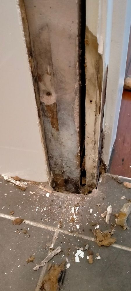 Removed architrave