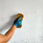 3.2. Rinse the wall with water.png